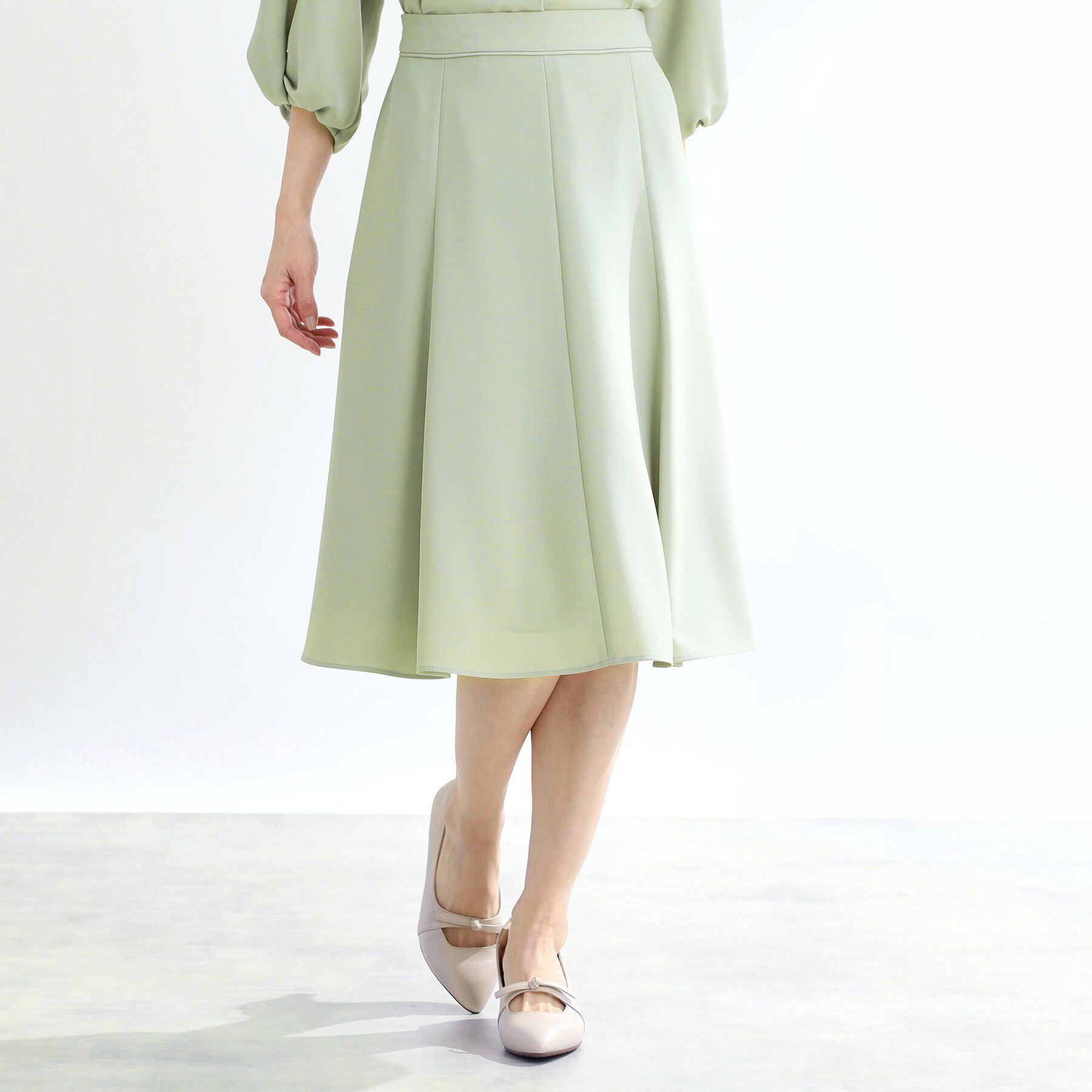 Reflect「【セットアップ可能】バックサテンフレアスカート」|スカート|