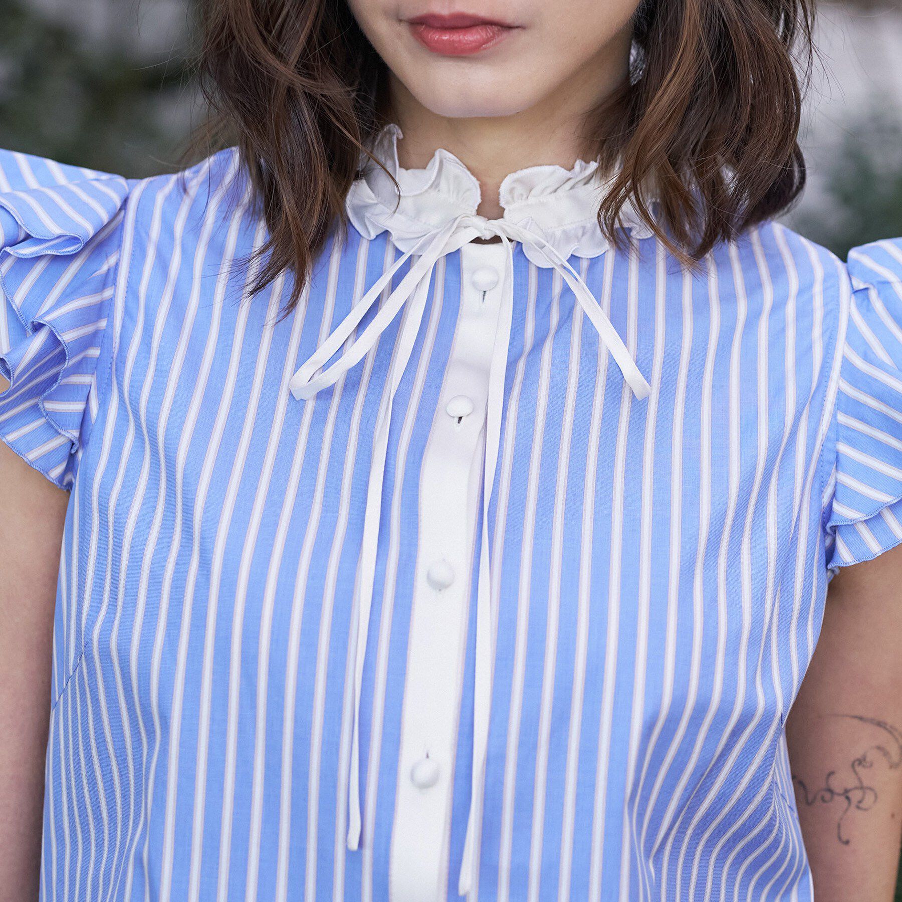 DRESSTERIOR「ストライプウィングスリーブブラウス」|シャツ・ブラウス|