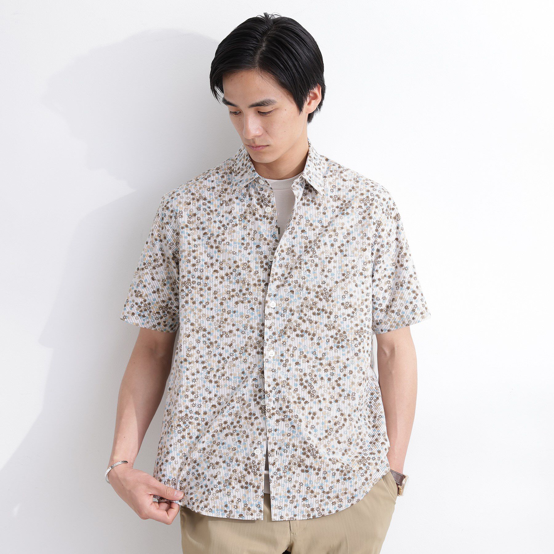 TAKEO KIKUCHI「ストライプ小花プリント 半袖シャツ」|シャツ・ブラウス|ブラウン(143)