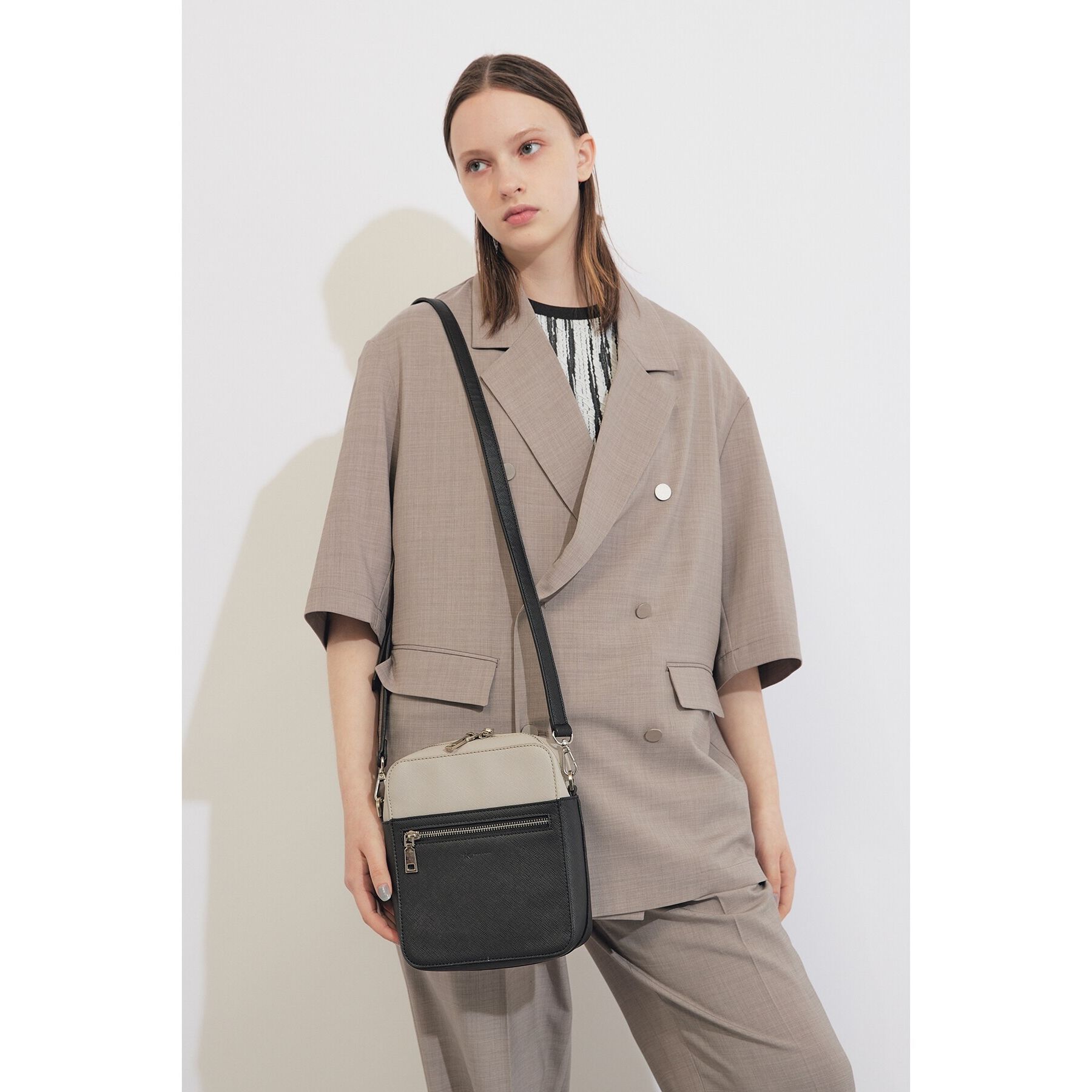 tk.TAKEO KIKUCHI「バイカラースクエアボックスショルダーバッグ」|ショルダー・メッセンジャー|