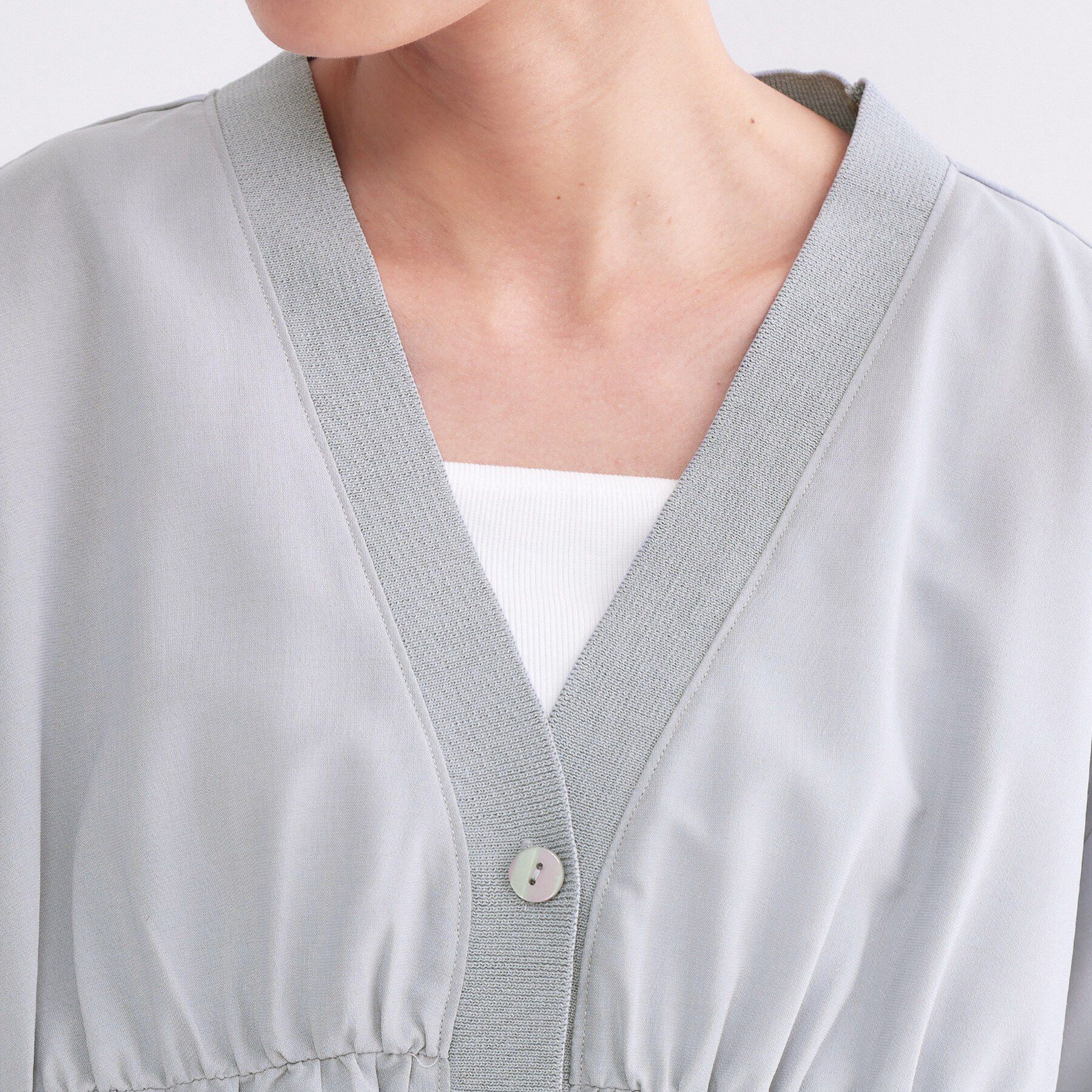 OPAQUE.CLIP「ブラウス風Vネックカーディガン【洗濯機OK】」|カーディガン|