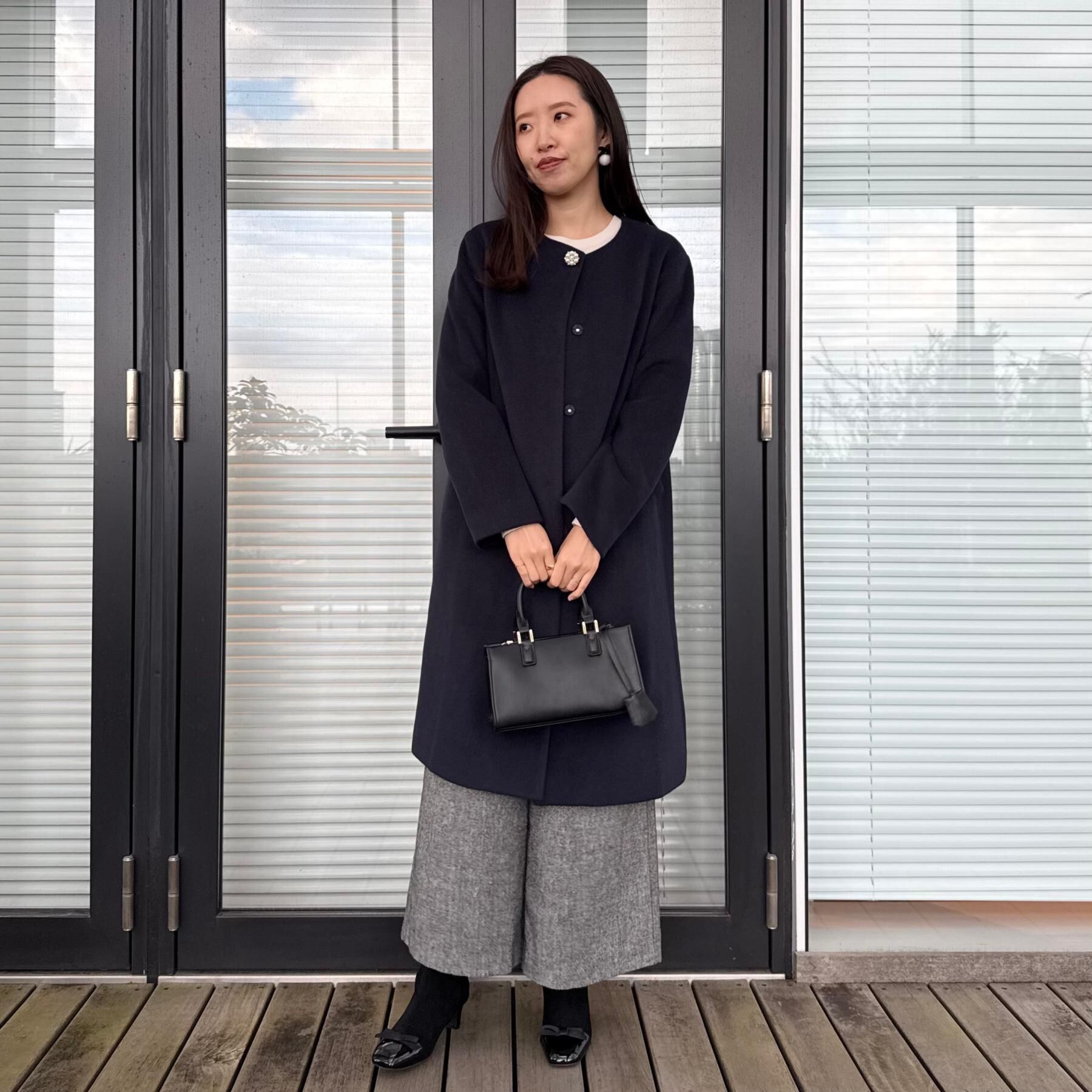 Couture broach「【通勤/ビジューブローチ付き】ノーカラー ロングコート」|ノーカラーコート|