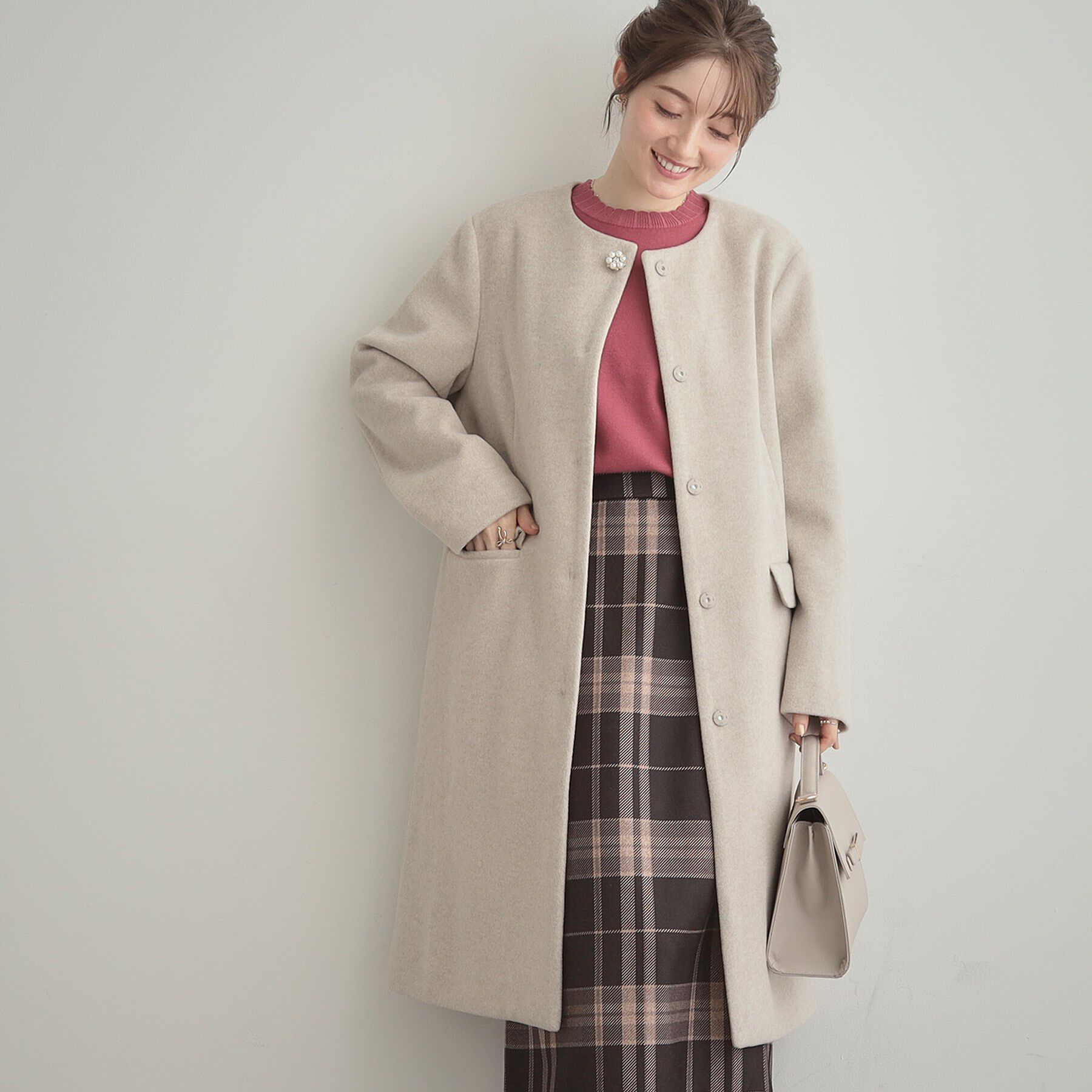 Couture broach「【通勤/ビジューブローチ付き】ノーカラー ロングコート」|ノーカラーコート|