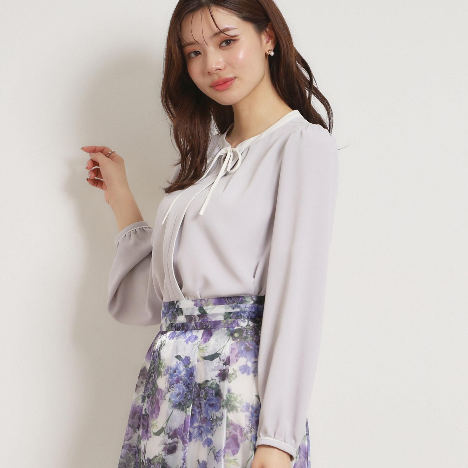 Couture broach「【洗える・ハレの日・通勤】配色 細リボンタイ ブラウス」|シャツ・ブラウス|