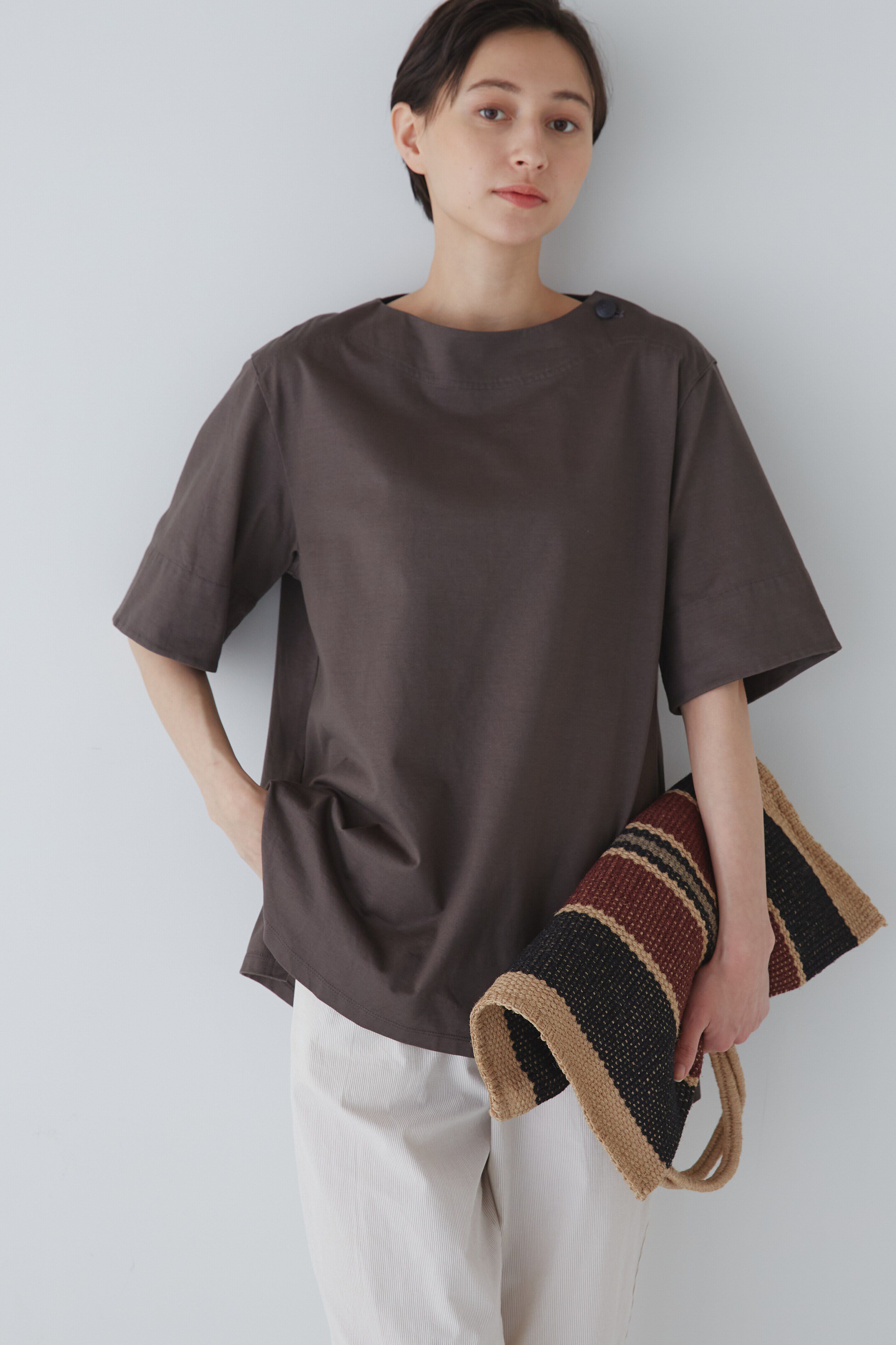  「◆ハイゲージコットン天竺Ｔシャツ」|Tシャツ・カットソー|チャコール1