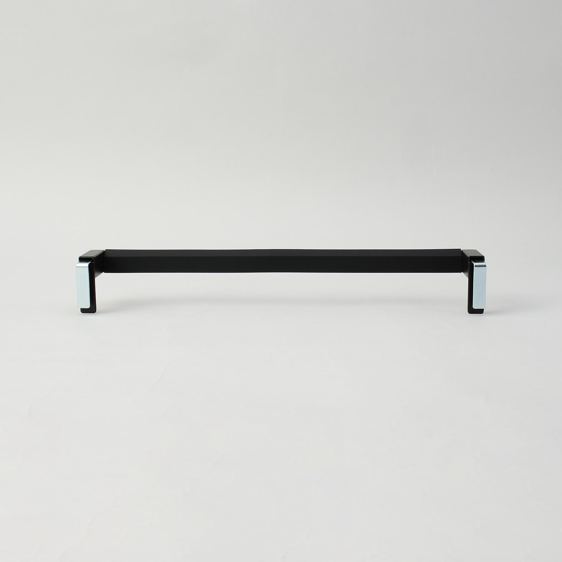 212 KITCHEN STORE「滑り落ち防止キッチンタオルハンガーバー ワイド BK 山崎実業 ＜tower タワー＞」|食器・キッチングッズ|