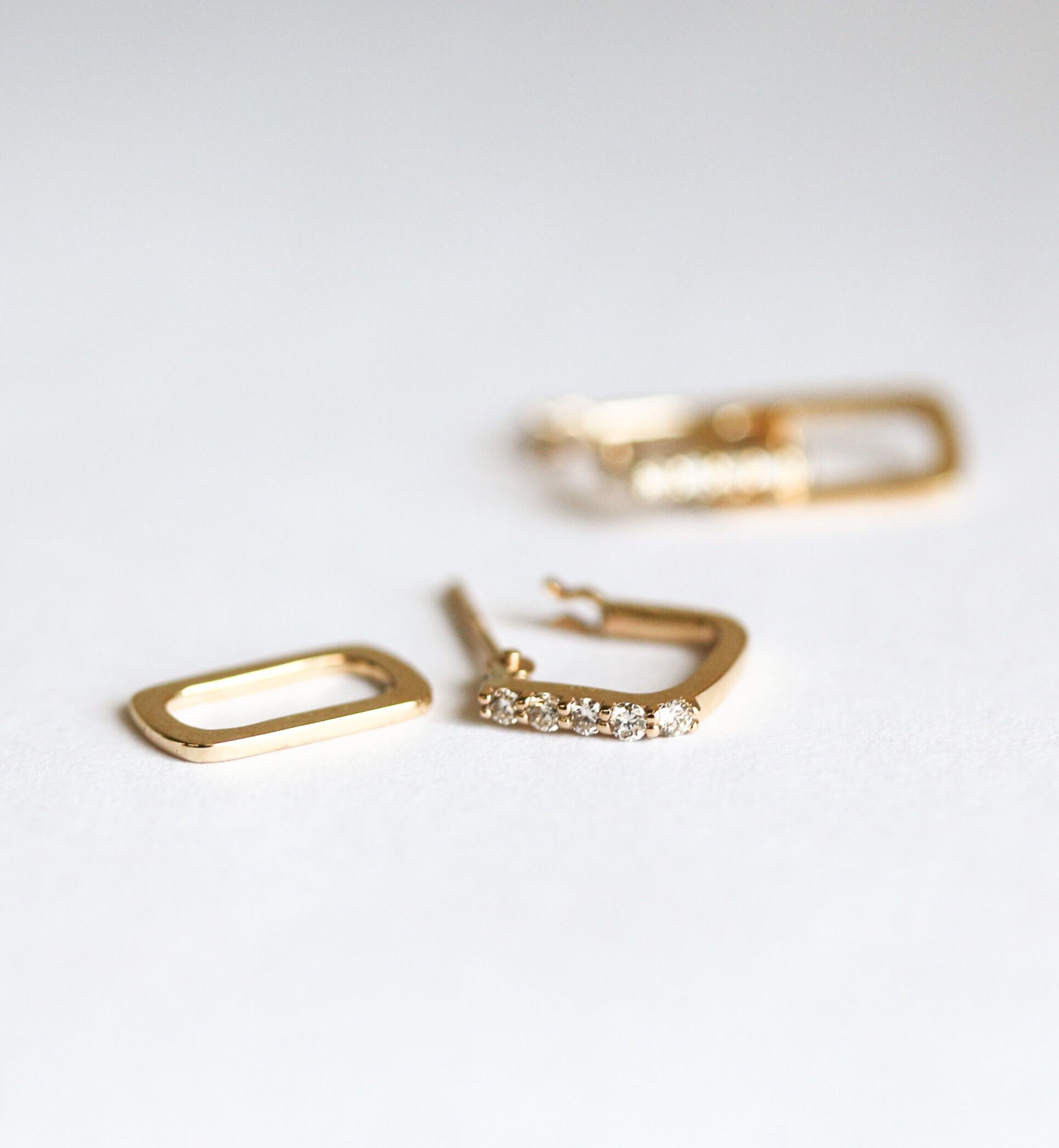  「ダイヤモンド リアン ピアス  | K10YG 〈リアン〉」|ピアス|