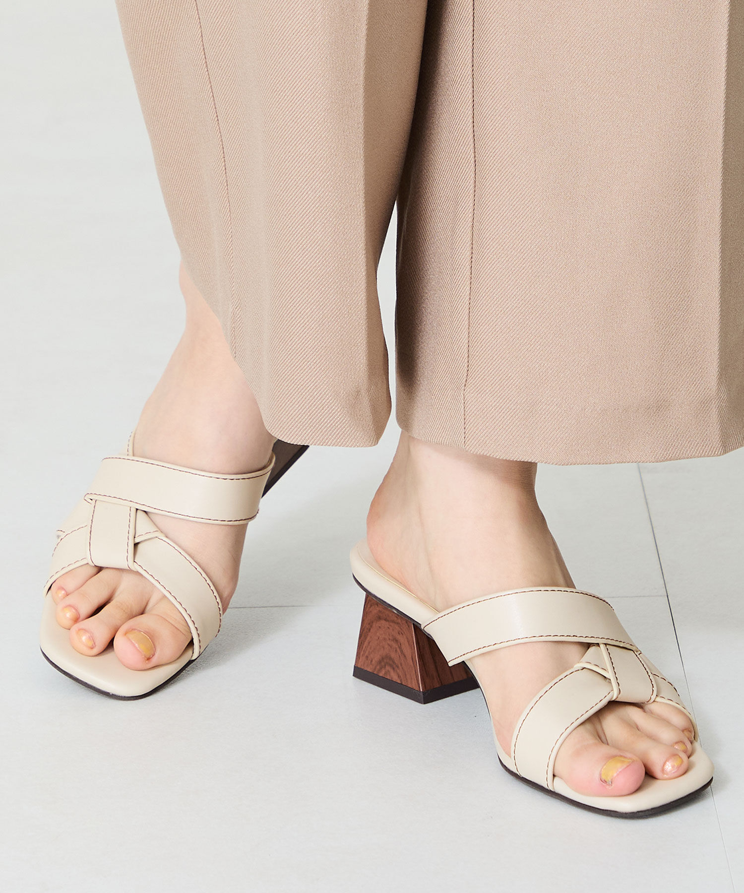 ORiental TRaffic「ウッドヒールクロスリボンサンダル/51209 サンダル 人気 トレンド」|サンダル|