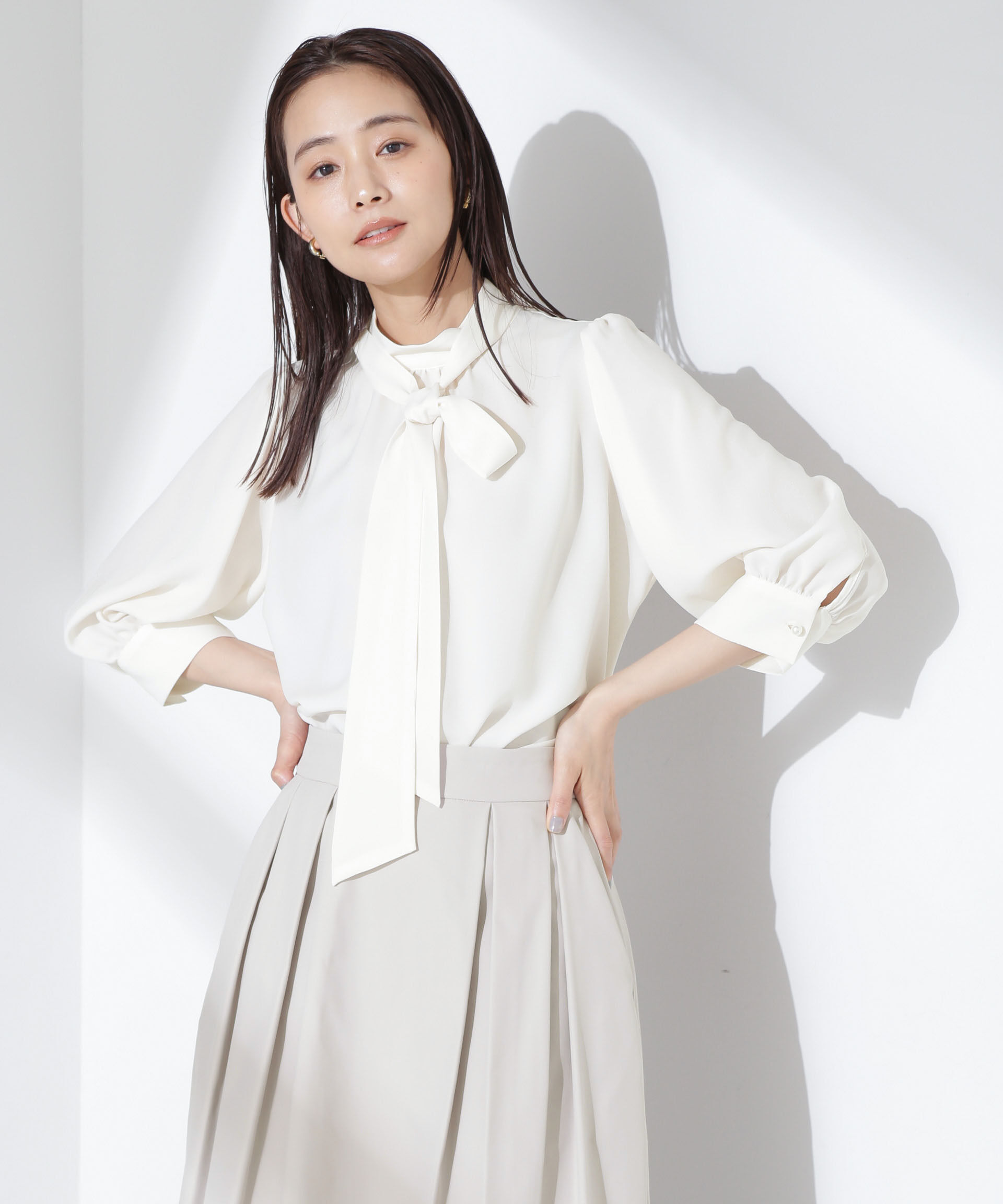 nano･universe「ボウタイ取り外し可2wayブラウス」|シャツ・ブラウス|アイボリー7