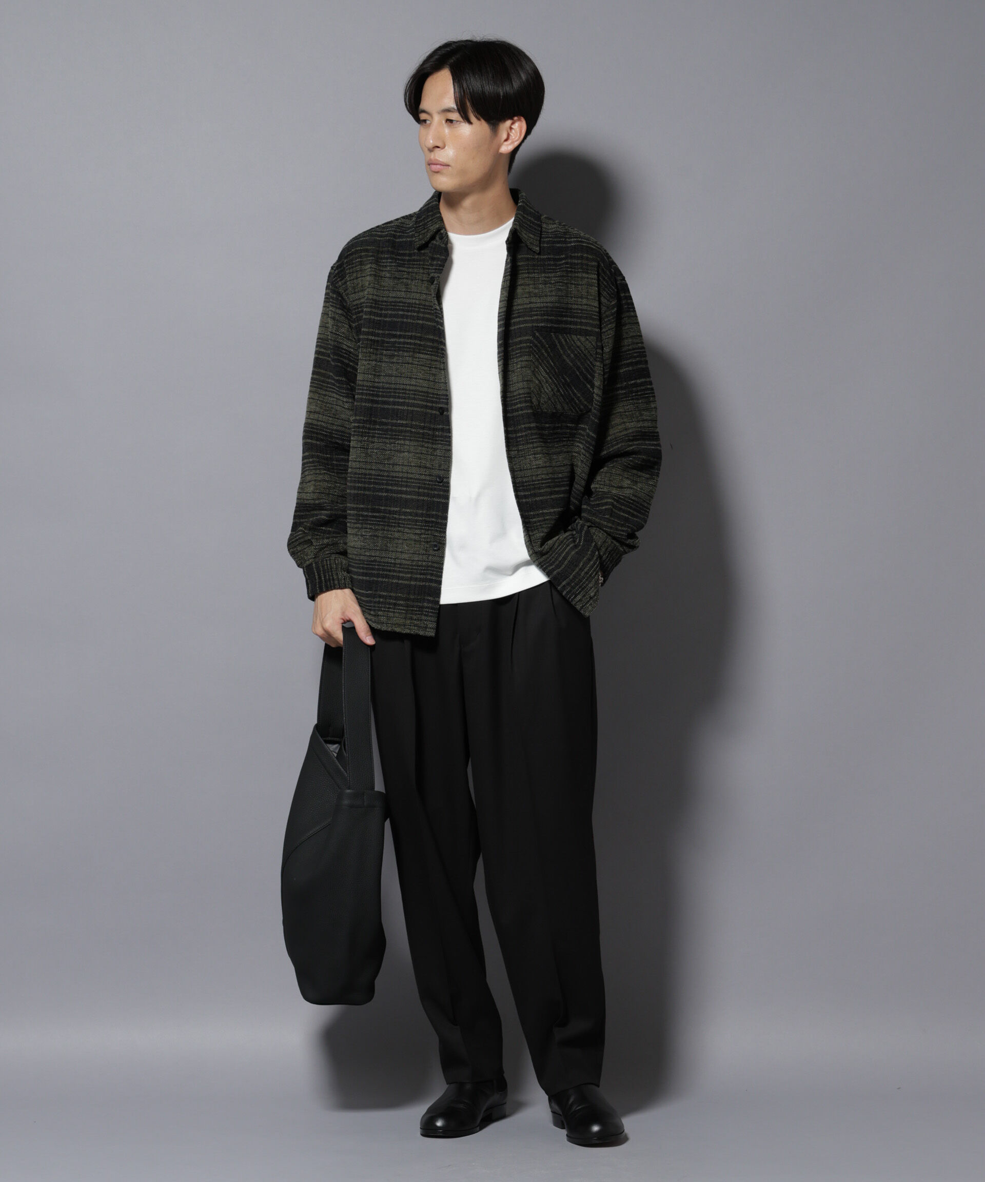 nano･universe「微起毛ワイド2タックテーパードパンツ」|チノ|