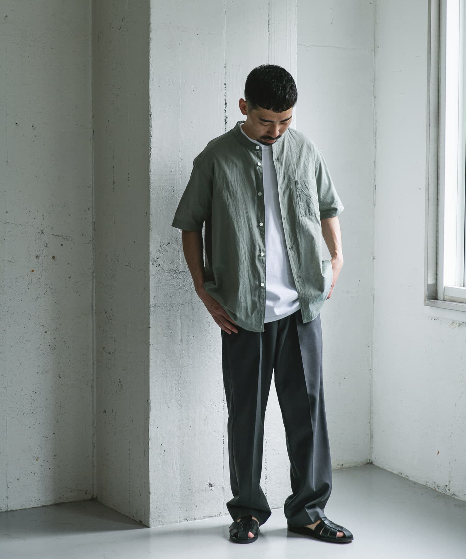 URBAN RESEARCH DOORS「玉虫シャンブレー バンドカラーシャツ」|シャツ・ブラウス|