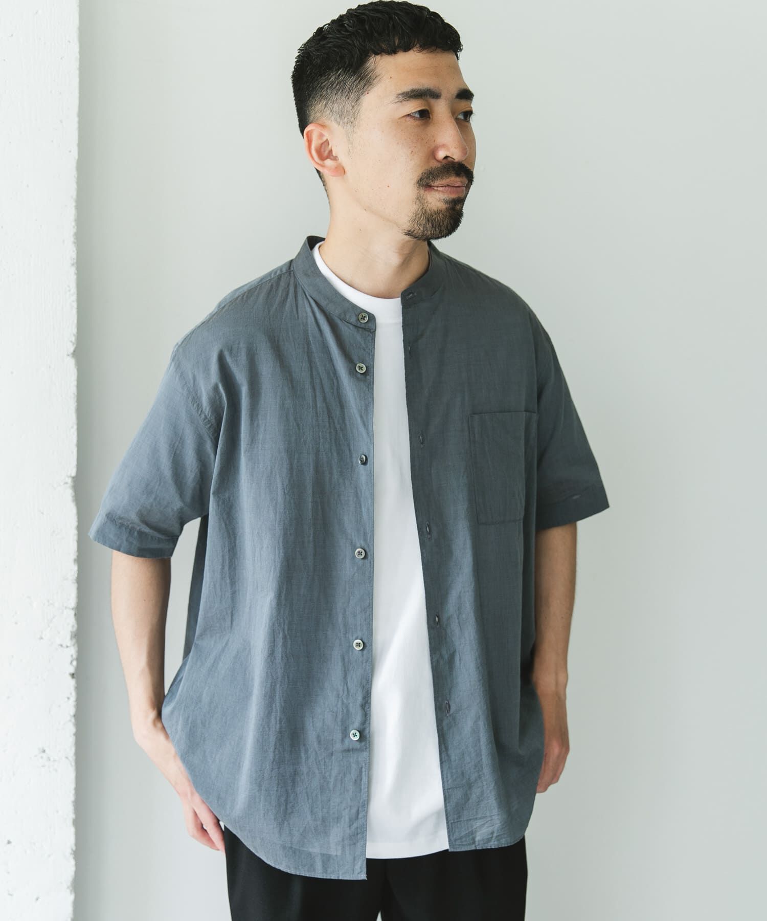 URBAN RESEARCH DOORS「玉虫シャンブレー バンドカラーシャツ」|シャツ・ブラウス|