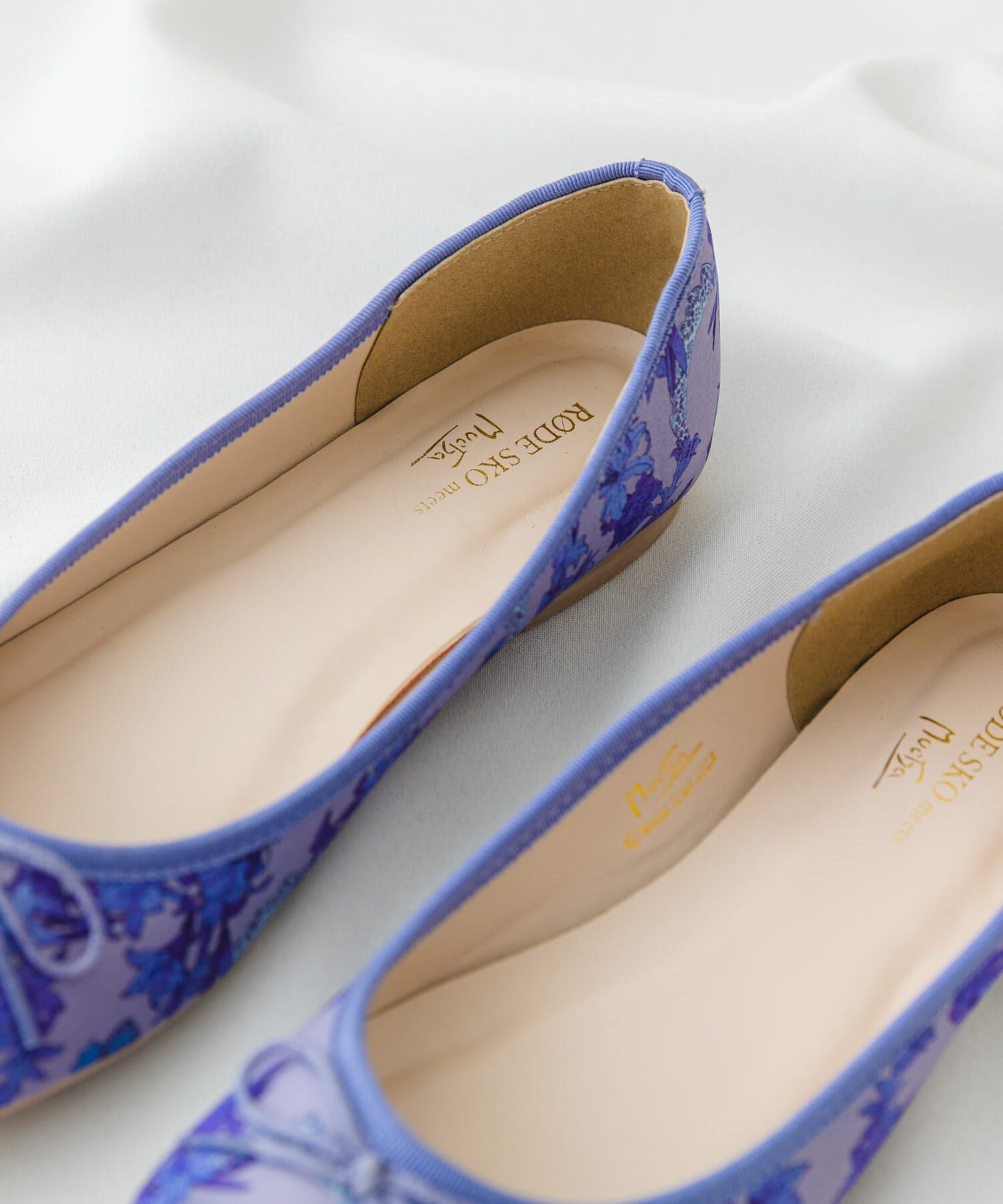 RODE SKO「RODESKO&times;ミュシャコラボバレエシューズ」|パンプス|