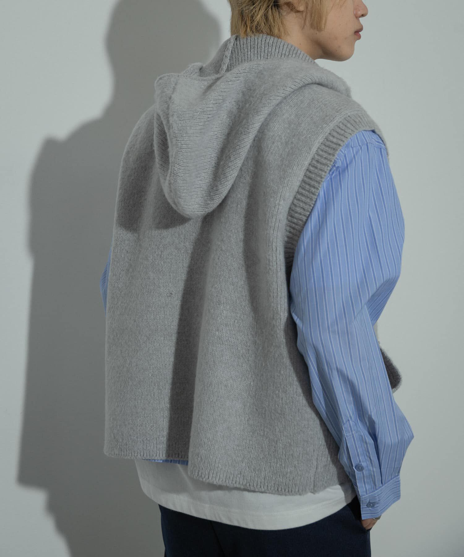 SENSE OF PLACE by URBAN RESEARCH「『洗濯可』シャギーフーディーベスト」|ベスト・ジレ|ライトグレー