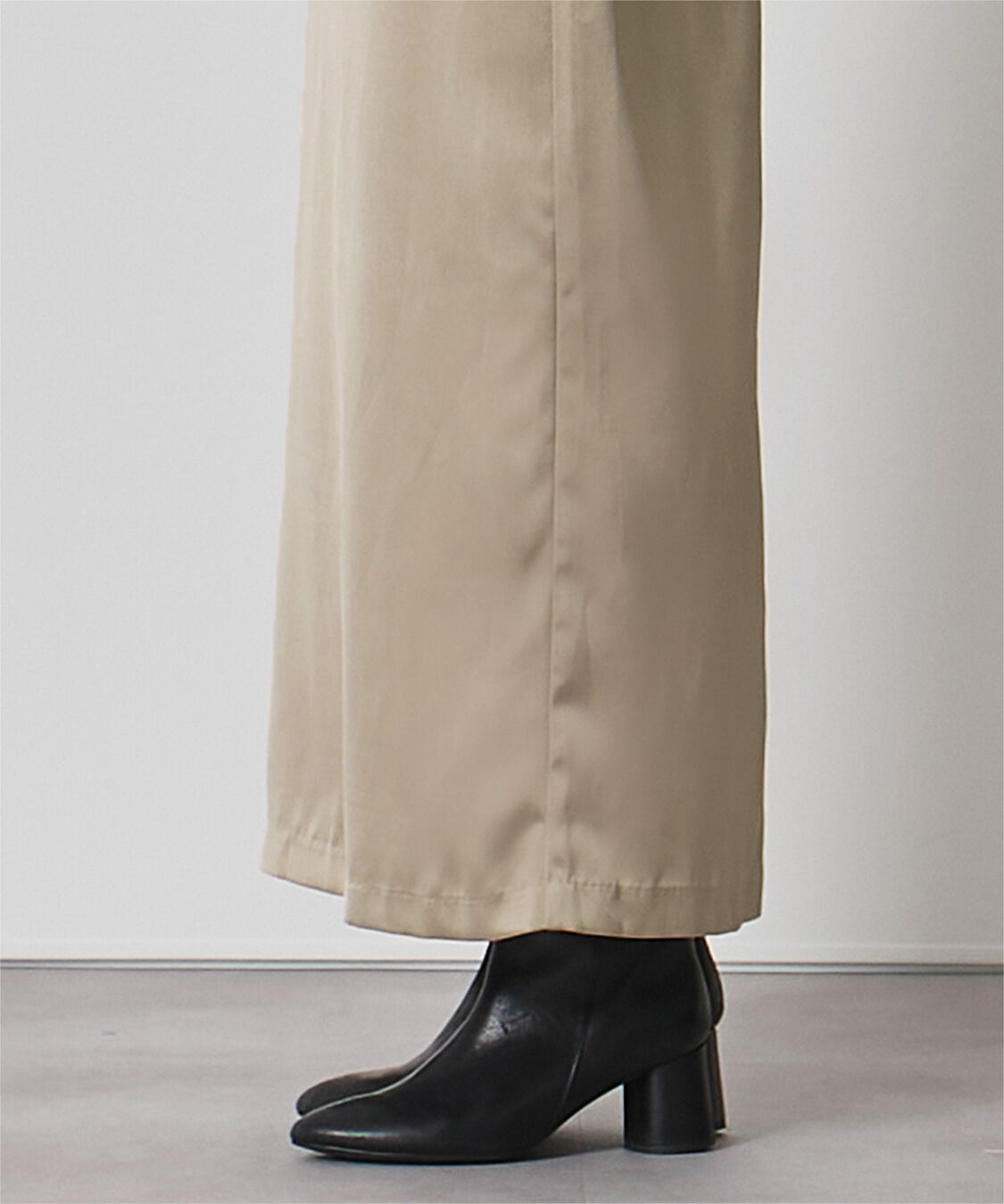 ur's「サテンキャミソールワンピース」|ワンピース|