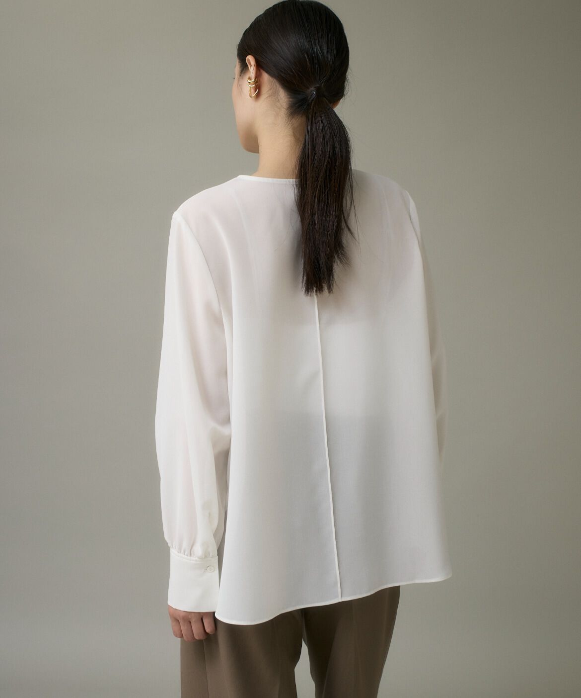 DAY by DAY it&rsquo;s international「シアーノーカラーブラウス」|シャツ・ブラウス|