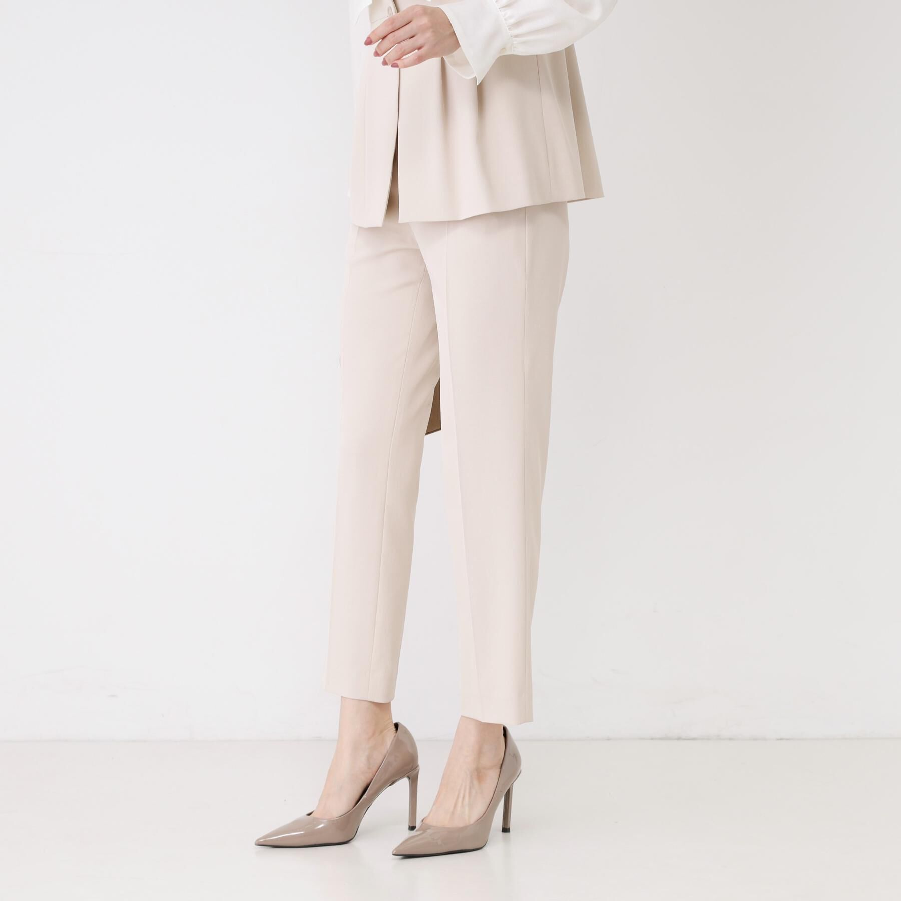 COUP DE CHANCE「【手洗い可／日本製／伸縮性／スーツ可】センタープレス入りテーパードパンツ」|その他|