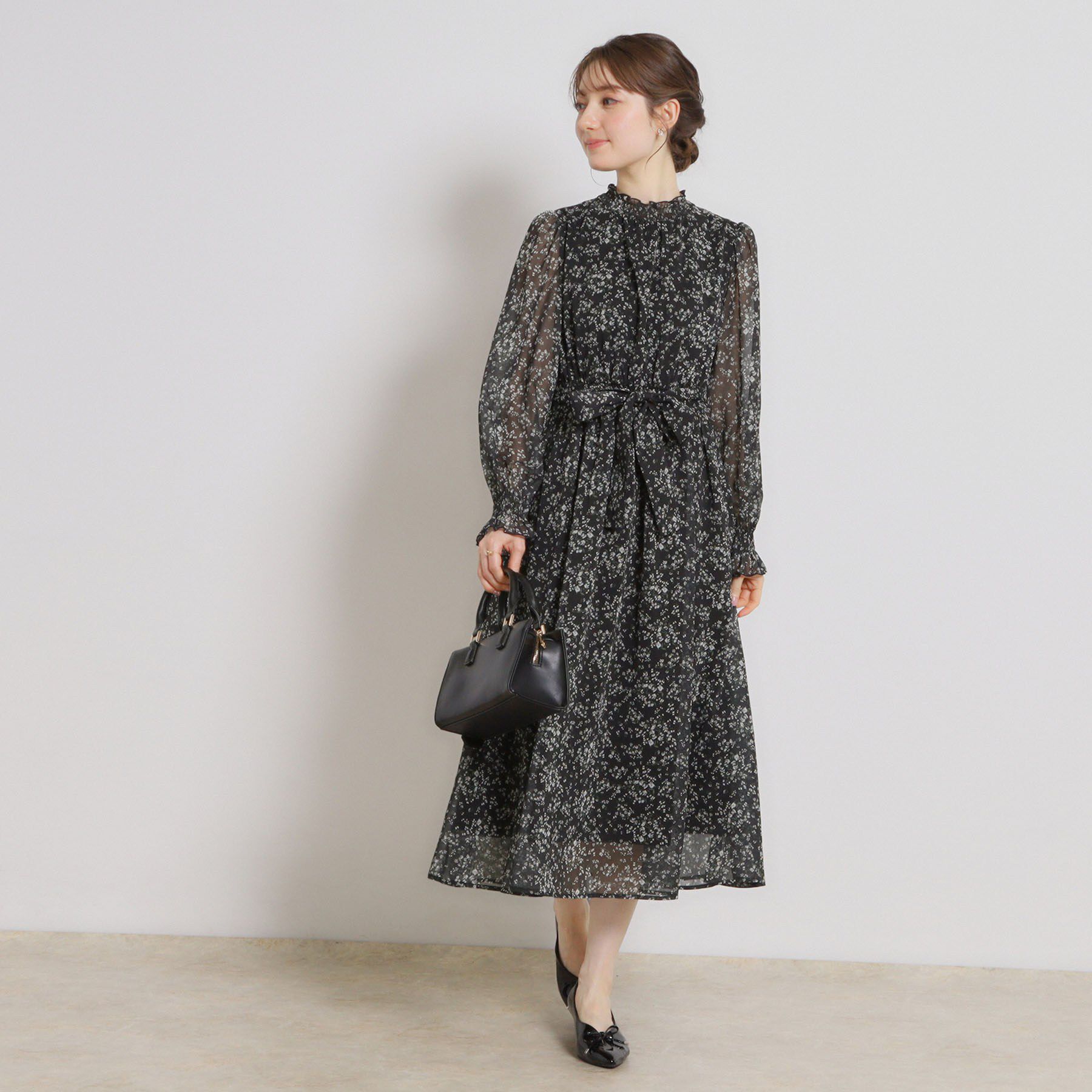 Couture broach「【洗える・着映え】楊柳小花シャーリングワンピース」|ワンピース|