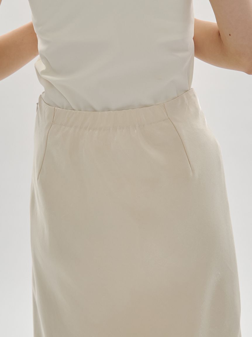 emmi atelier「シャイニーサテンナロースカート」|スカート|