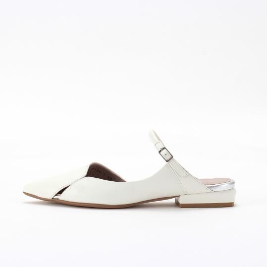 銀座かねまつ「LSFI2617SHPWHT【本革】フラットミュール」|パンプス|