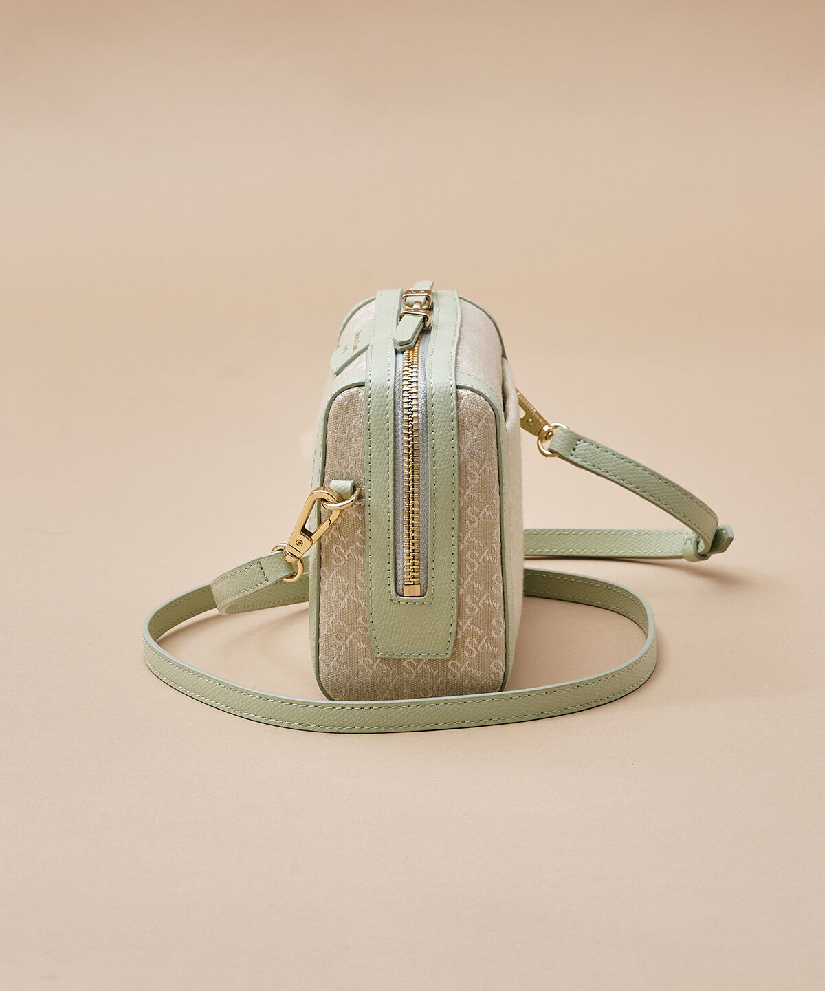 Samantha Thavasa「ST Jacquard ポシェットカレ」|ショルダー・メッセンジャー|