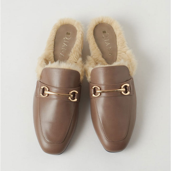 ダイアナ「トゥクローズミュール　MR42311」|サンダル|