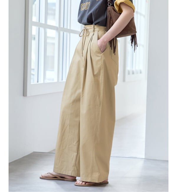 U by SPICK&SPAN「《予約》ルーズタックチノパンツ」|チノ|