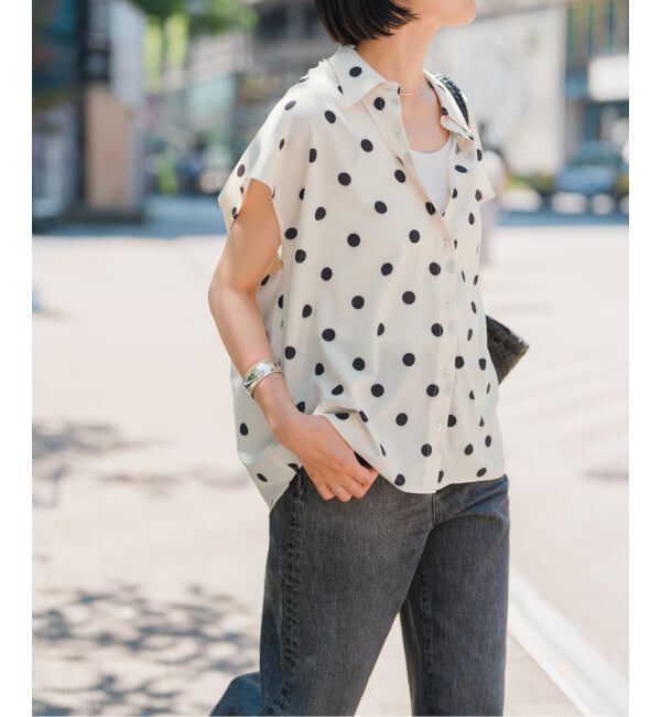 Spick and Span「《一部店舗+WEB限定 / 追加予約》ドットフレンチスリーブシャツ」|シャツ・ブラウス|ホワイトベース