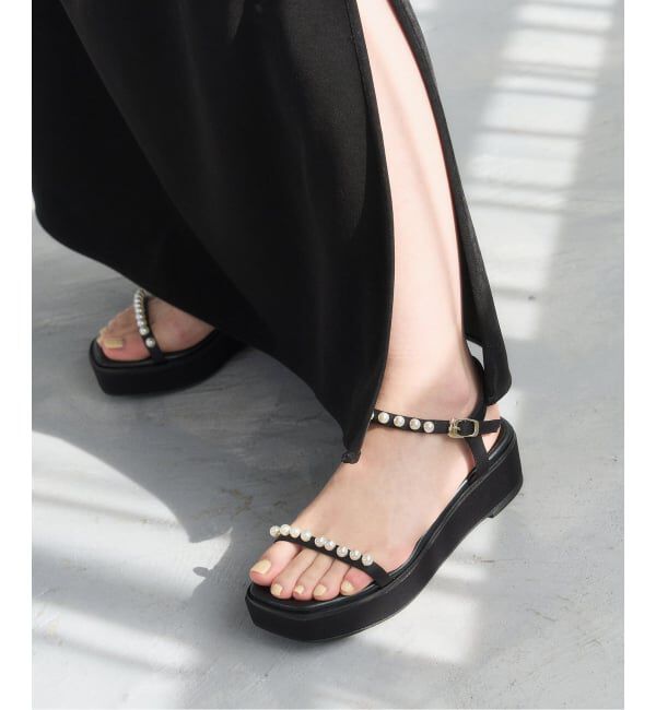 「《追加予約》4cmパールプラットサンダル」|サンダル|