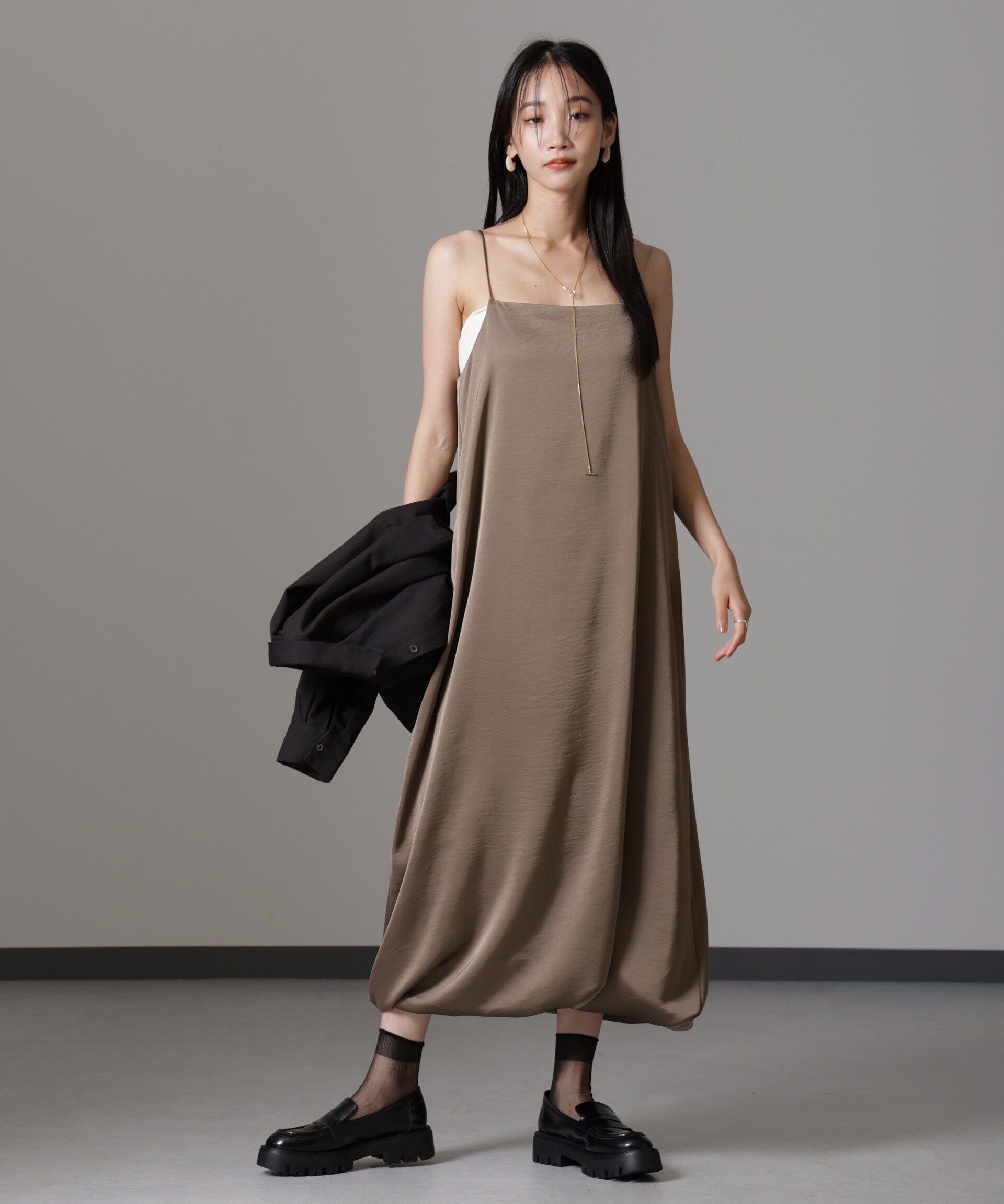 nano･universe「ウェーブサテンバルーンキャミワンピース」|ワンピース|