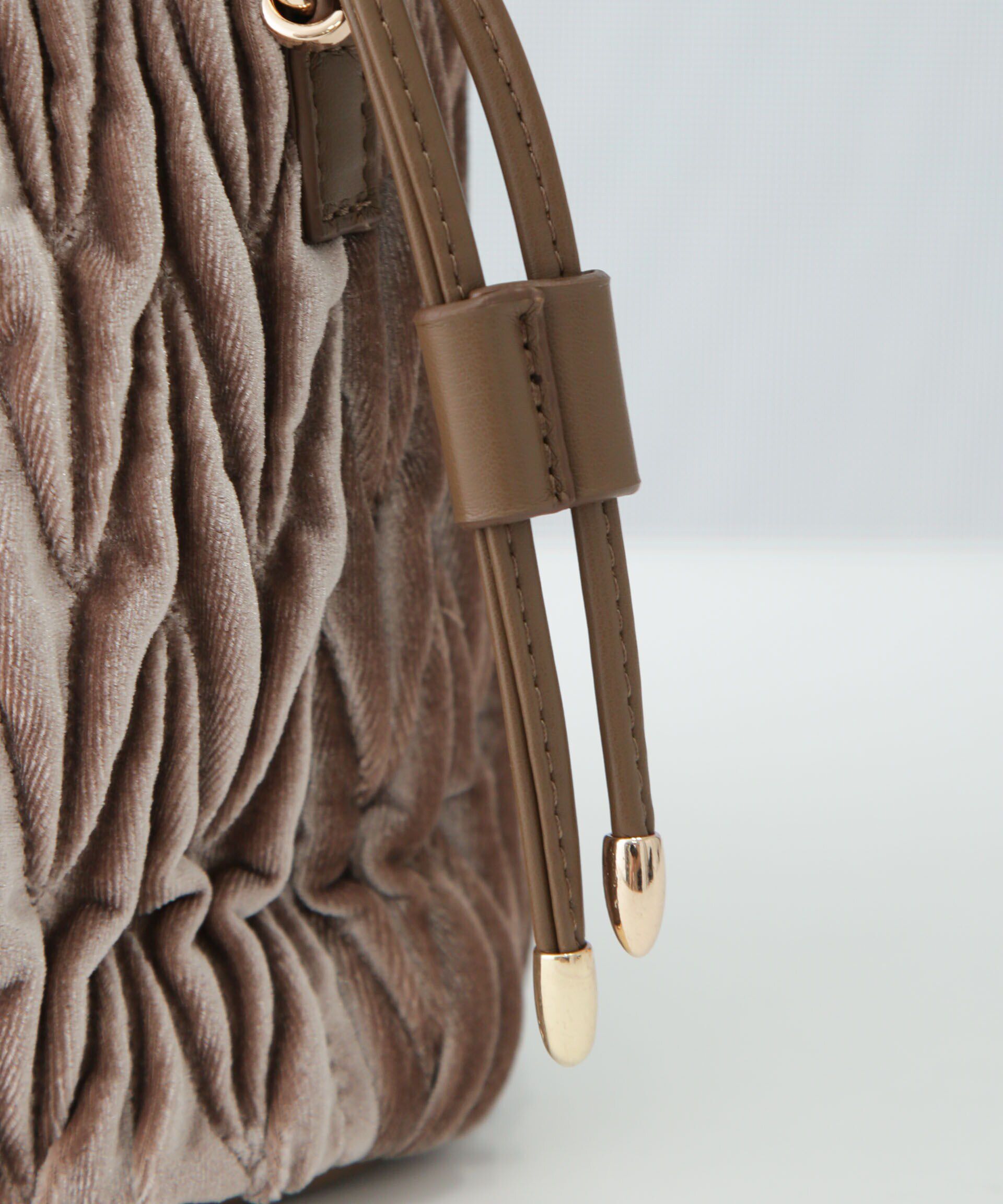 nano･universe「ベロアキルティングバッグ」|ショルダー・メッセンジャー|