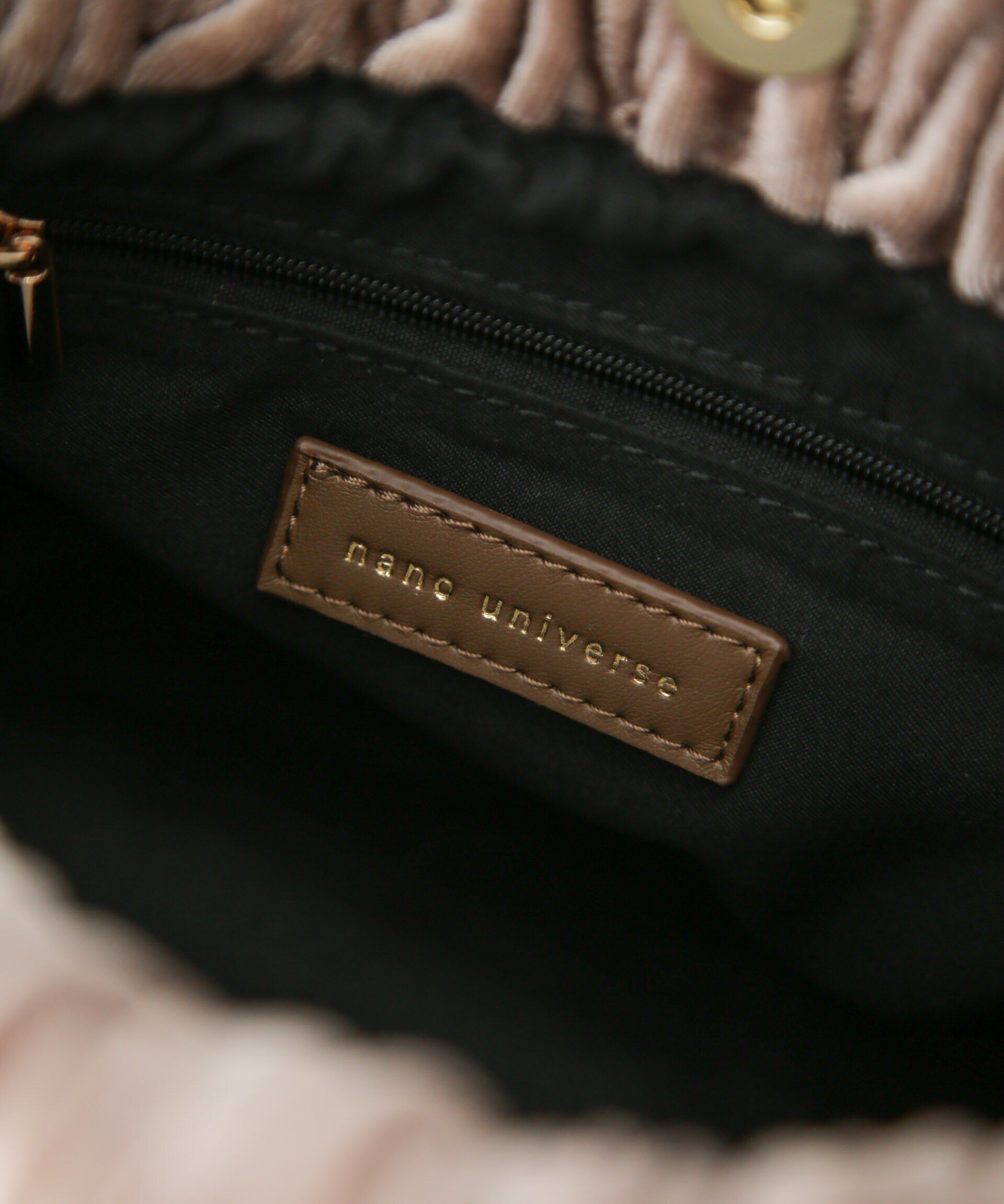 nano･universe「ベロアキルティングバッグ」|ショルダー・メッセンジャー|