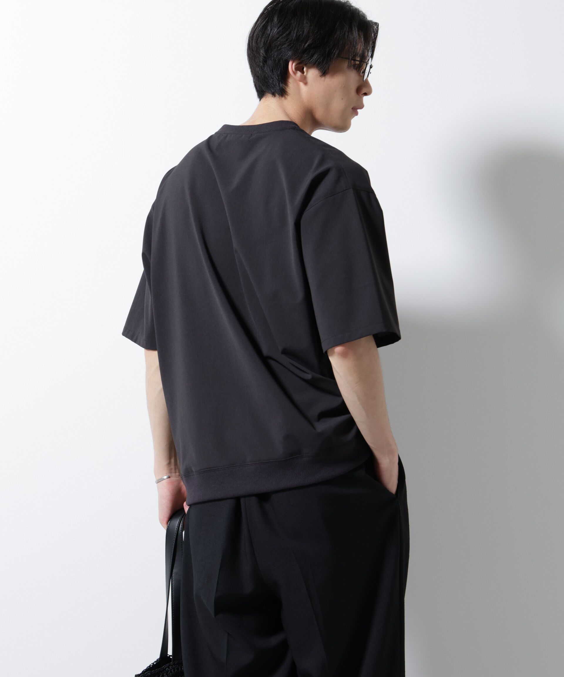 nano･universe「エアリーストレッチ布帛Tシャツ」|シャツ・ブラウス|