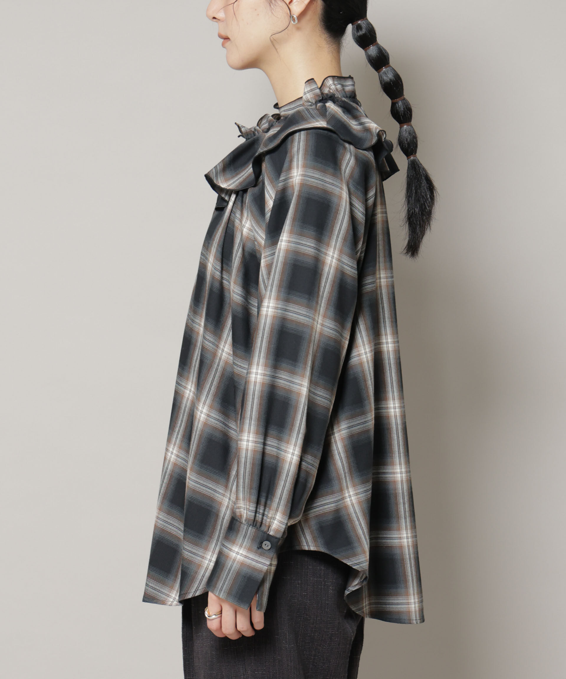 nano･universe「オンブレーチェックフリルカラーブラウス」|シャツ・ブラウス|