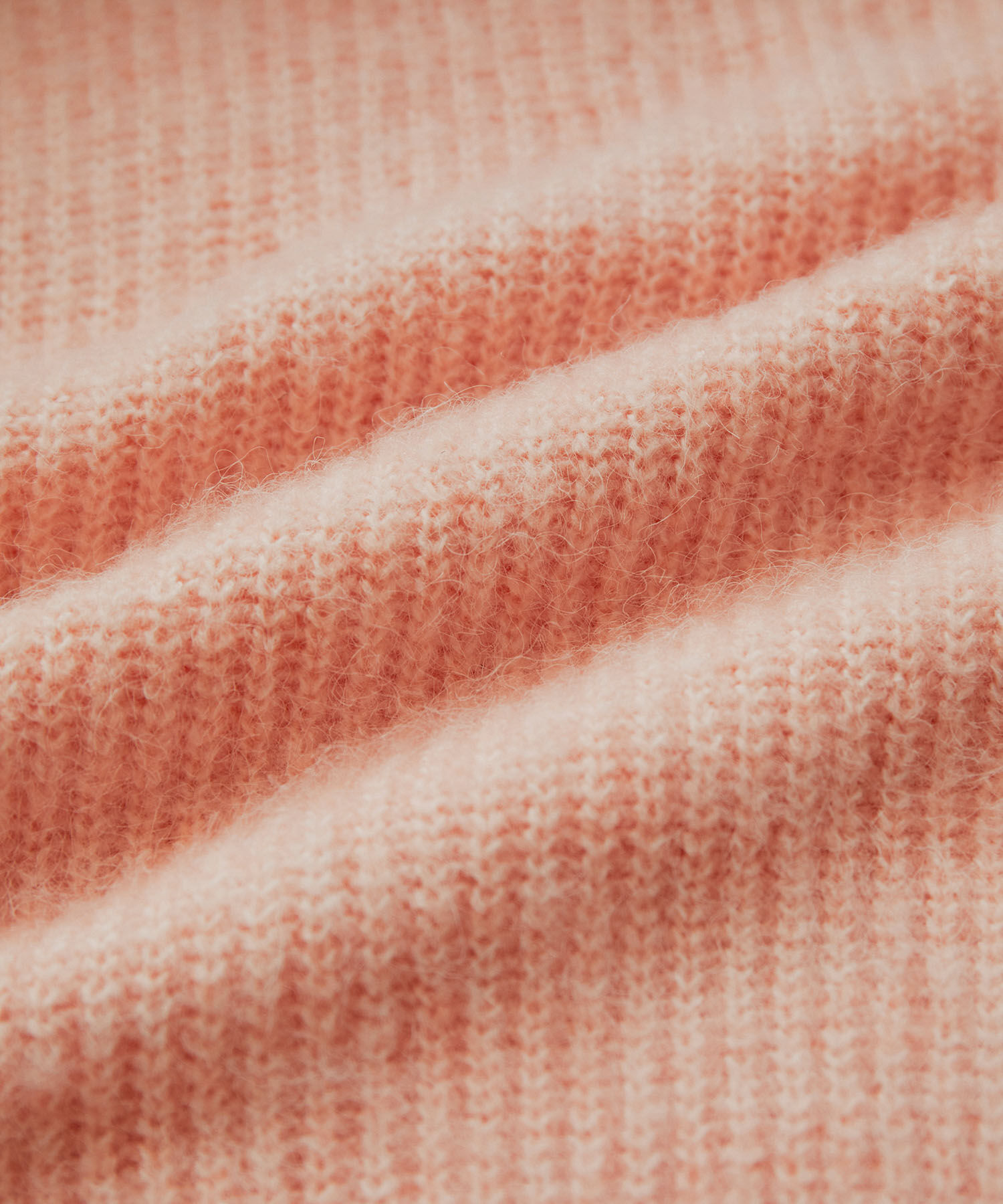 vis-a-vis「【WEB限定】ふわふわボリューム袖クルーネックニットプルオーバー」|ニット・セーター|