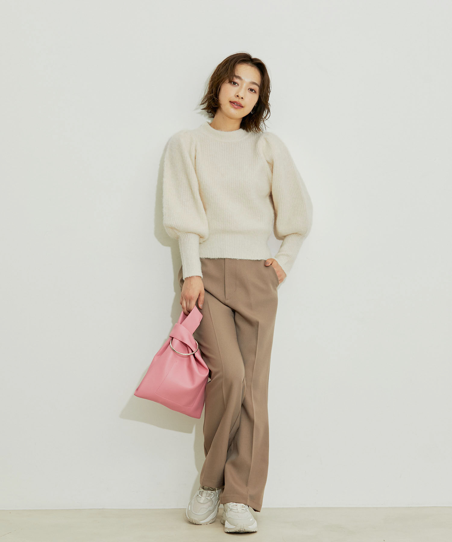 vis-a-vis「【WEB限定】ふわふわボリューム袖クルーネックニットプルオーバー」|ニット・セーター|