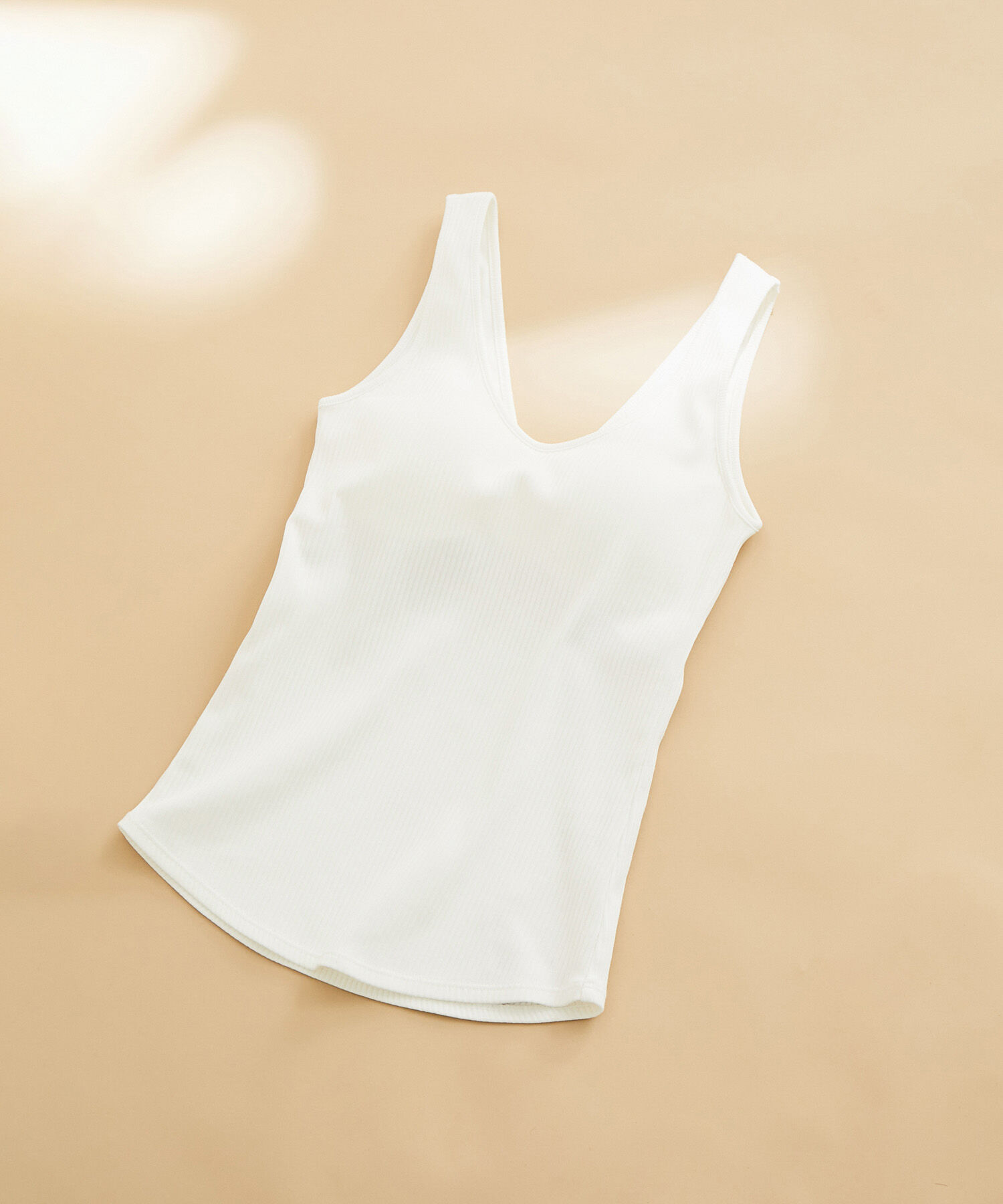 ADAM ET ROPE'「バックオープンタンクトップ」|タンクトップ|ホワイト(10)