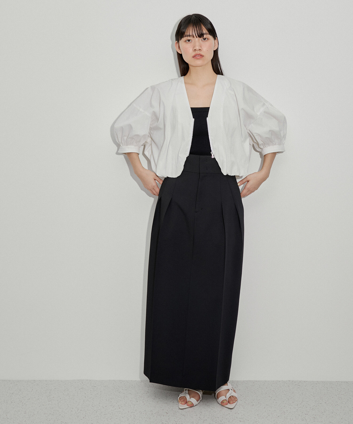 ADAM ET ROPE'「レザーツイストサンダル」|サンダル|