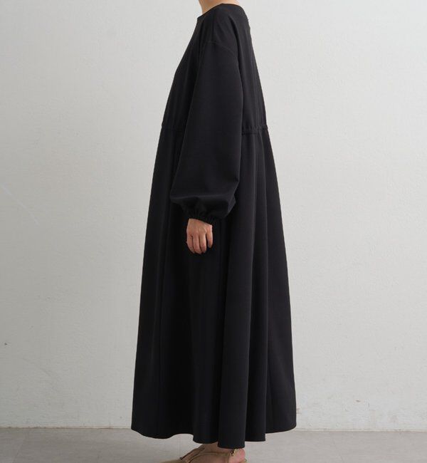  「シャーリングワンピース」|ワンピース|