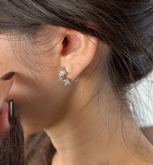  「〈GOLDY/ゴールディ〉小花イヤリング」|リング|