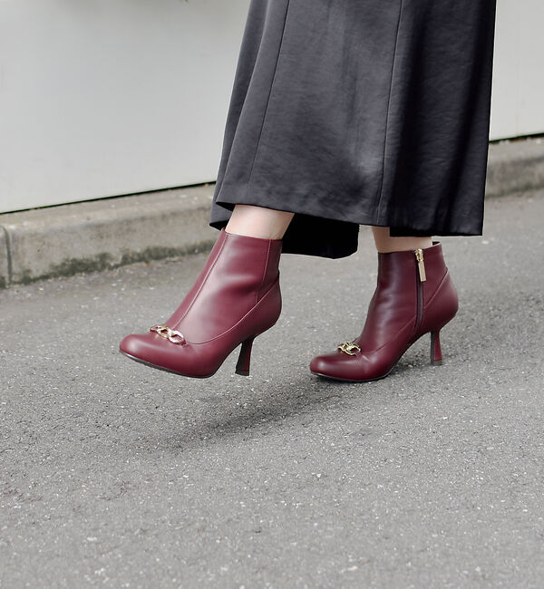 AU BANNISTER「【スノーソール】チェーンモチーフブーツ」|ショートブーツ|ワイン