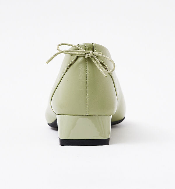 AU BANNISTER「ピープトゥリボンソフトシューズ」|パンプス|