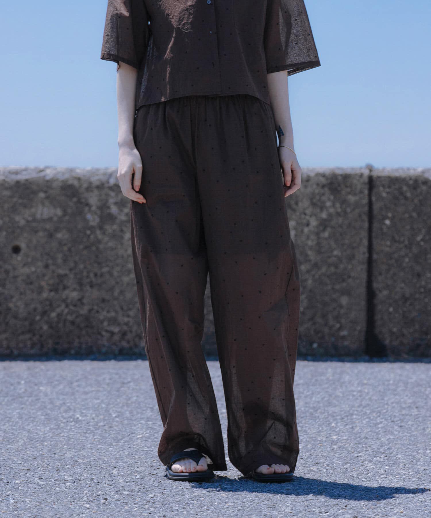 URBAN RESEARCH「new basic　オーガンジードットイージーパンツ」|その他|ブラウン