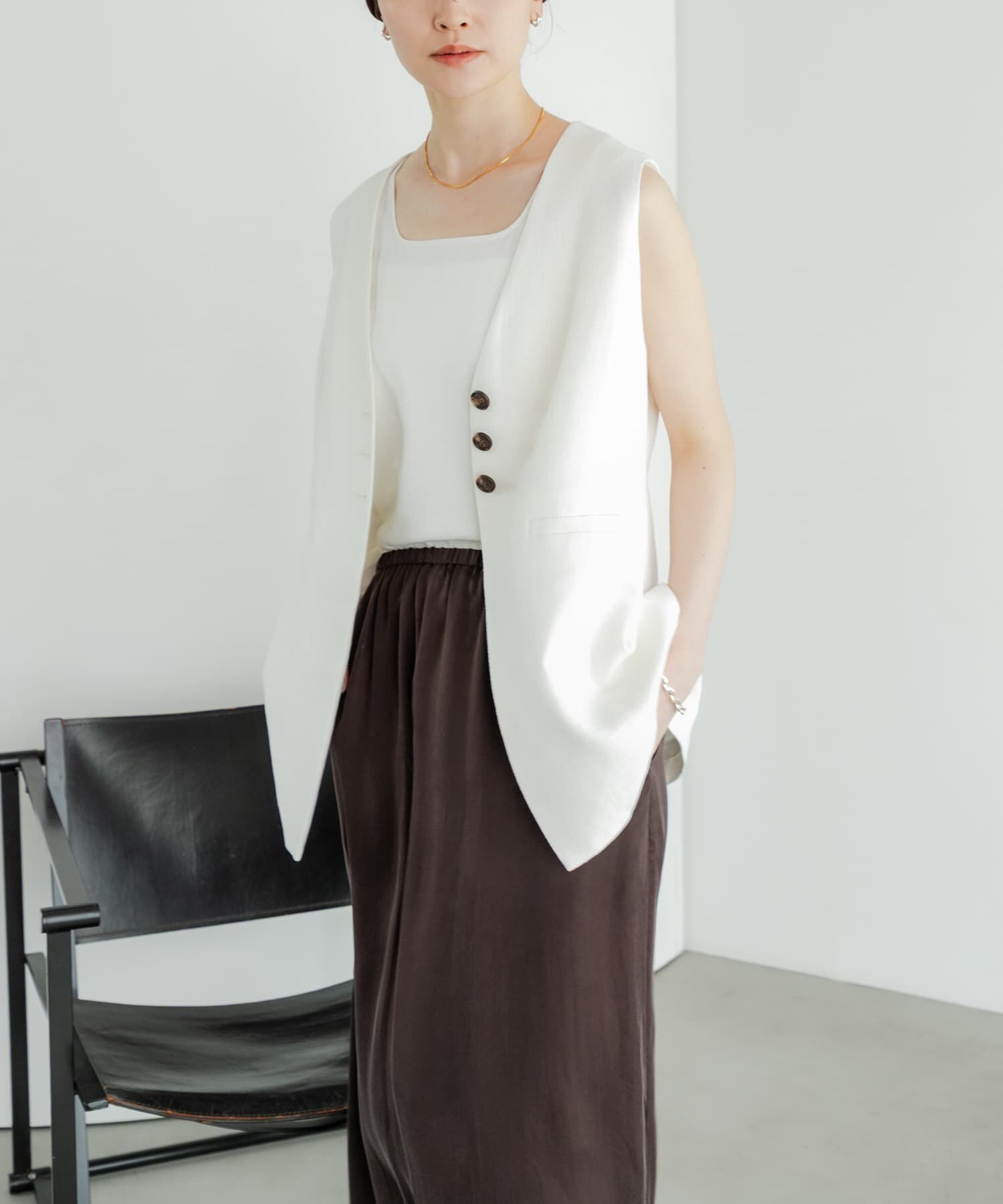 URBAN RESEARCH「コットンリネンノーカラージレ」|ベスト・ジレ|