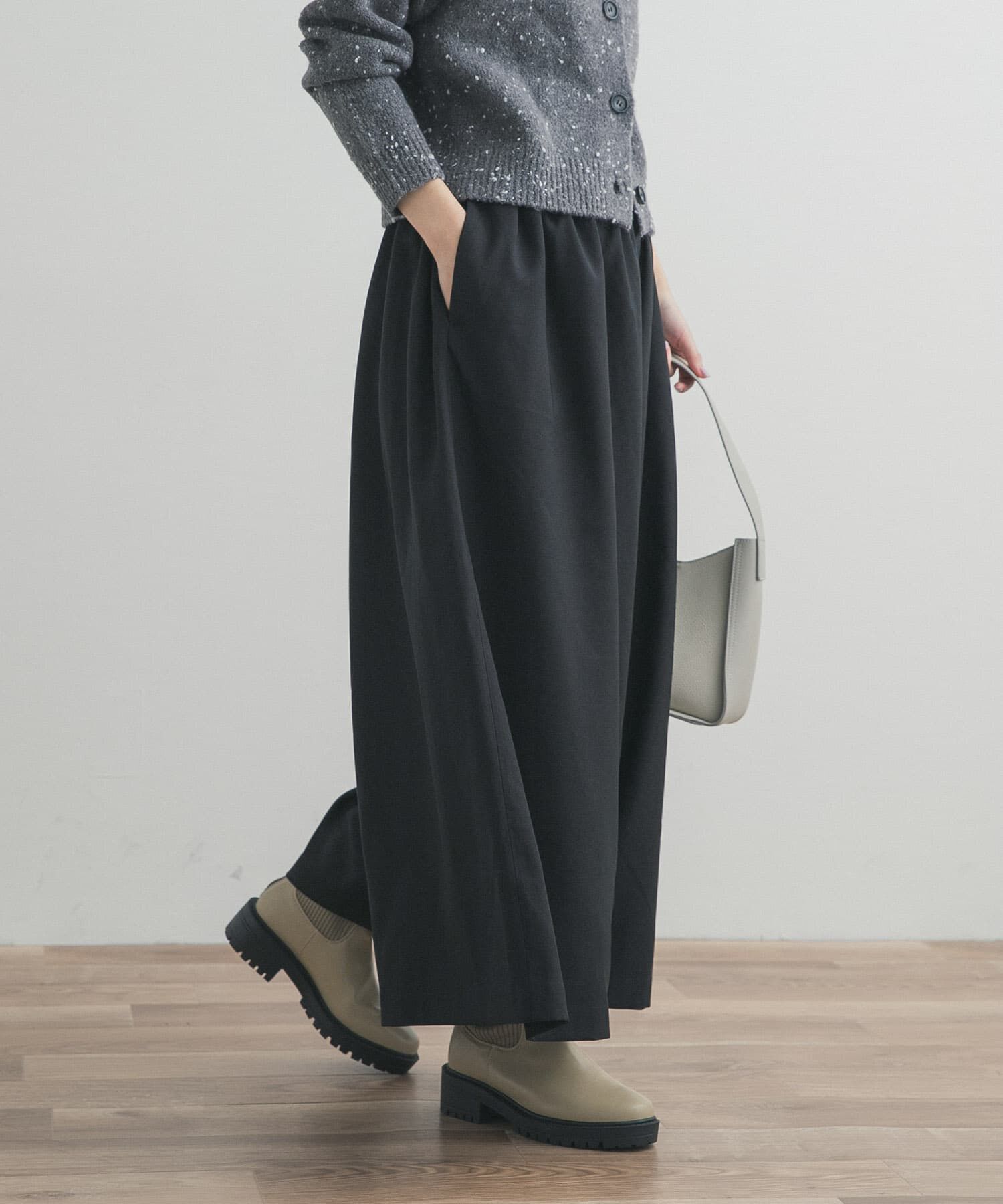 URBAN RESEARCH DOORS「9分丈ワイドギャザーパンツ」|その他|