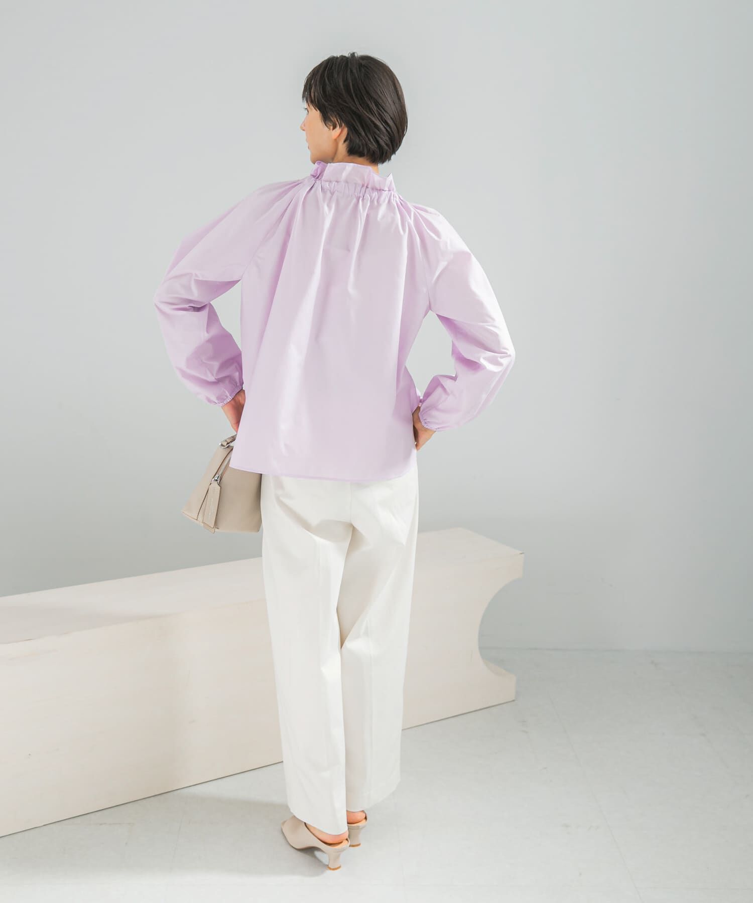 URBAN RESEARCH ROSSO「フリルネックシャツブラウス」|シャツ・ブラウス|