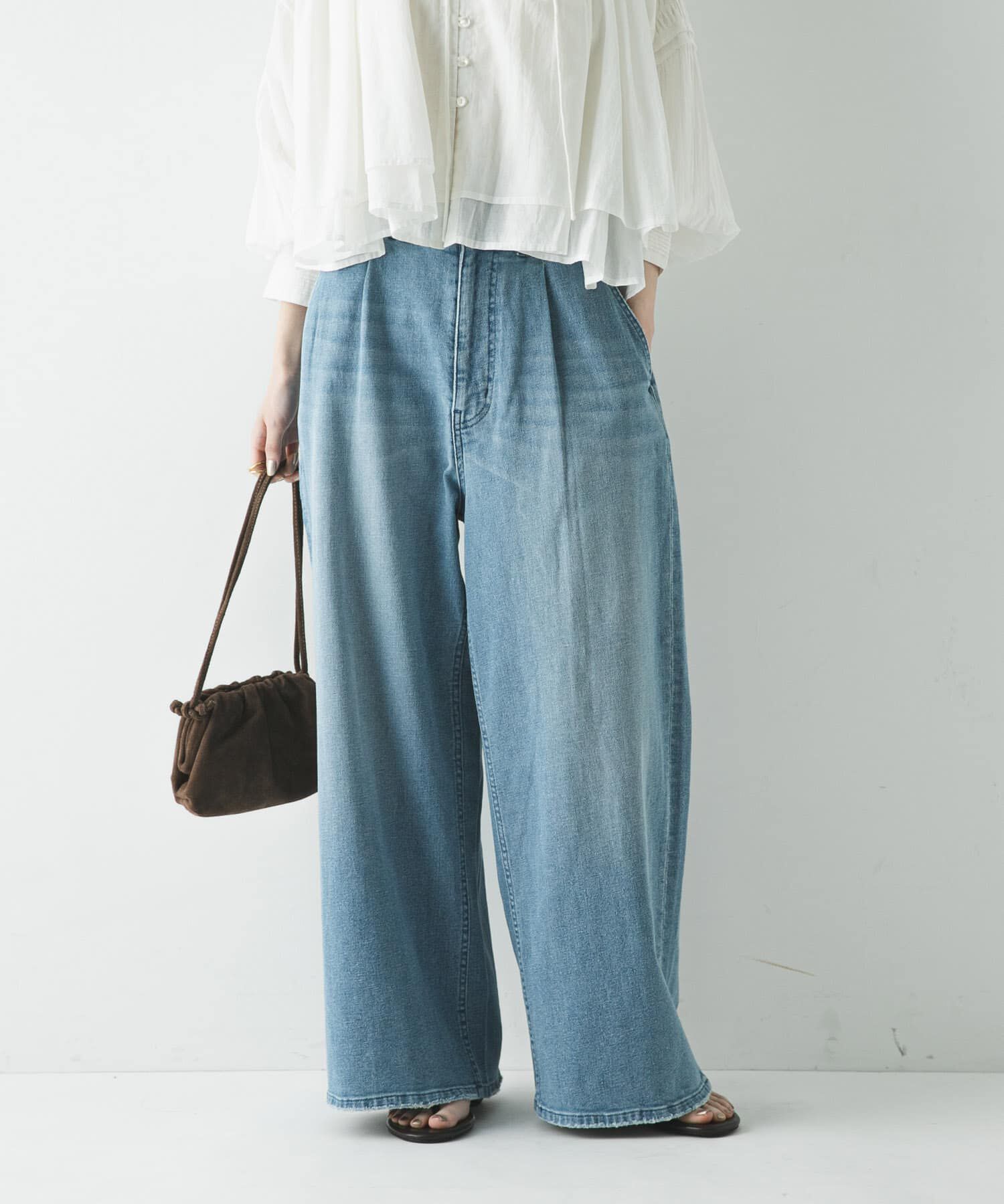 URBAN RESEARCH「『3サイズ展開』綿麻デニムイージーパンツ」|デニム|