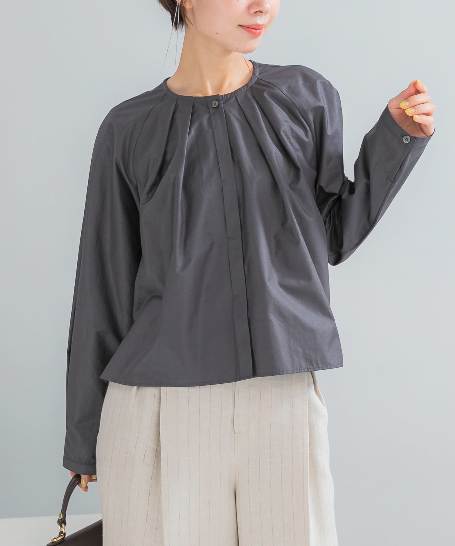 URBAN RESEARCH ROSSO「タックボリュームショートシャツブラウス」|シャツ・ブラウス|