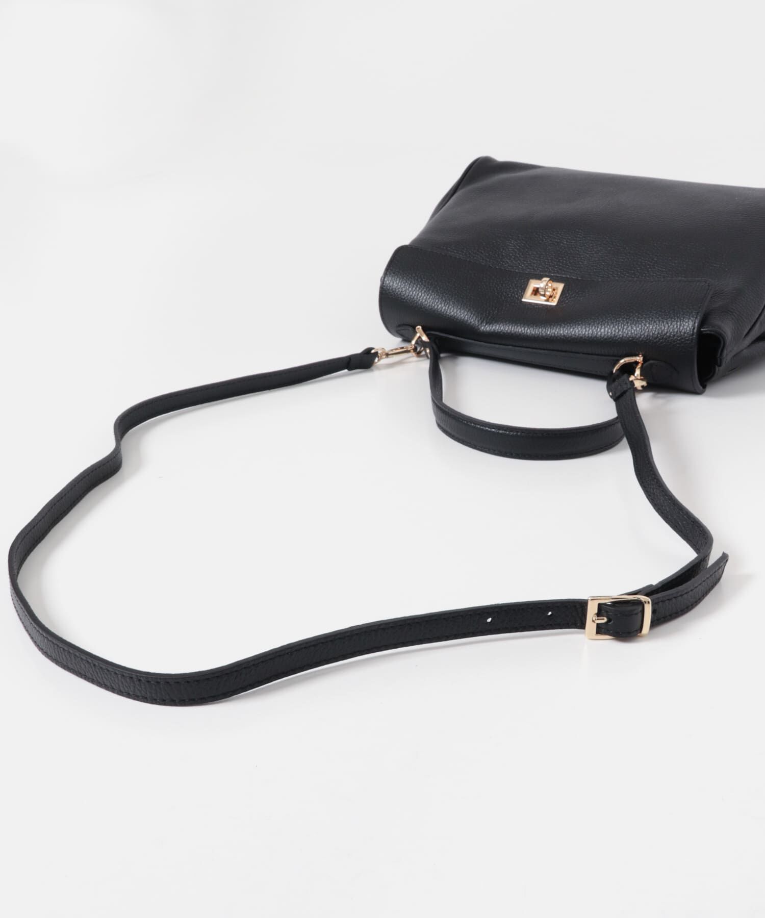 URBAN RESEARCH ROSSO「AULENTTI　フラップバッグ」|ハンドバッグ|