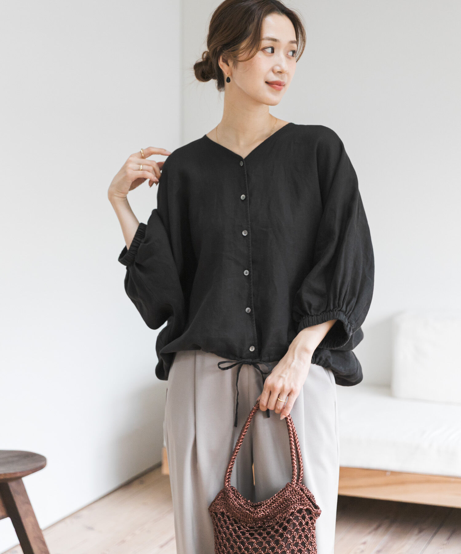 URBAN RESEARCH DOORS「リネンドロストドルマンブラウス」|シャツ・ブラウス|ブラック